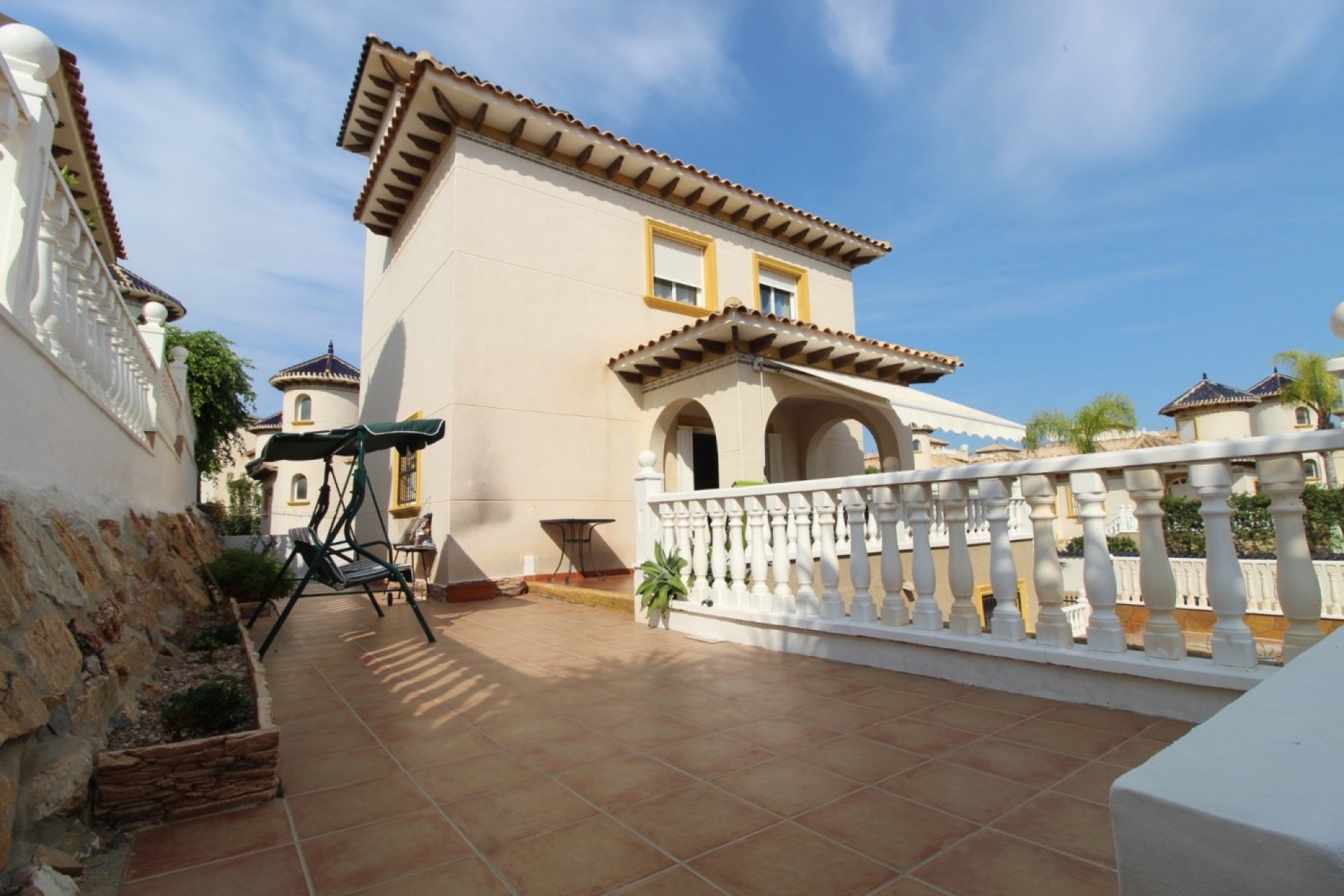 Resale - Villa -
Orihuela Costa - La Zenia