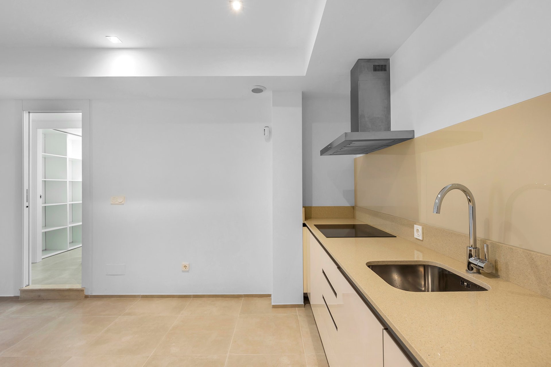 Resale - Villa -
Orihuela Costa - La Zenia