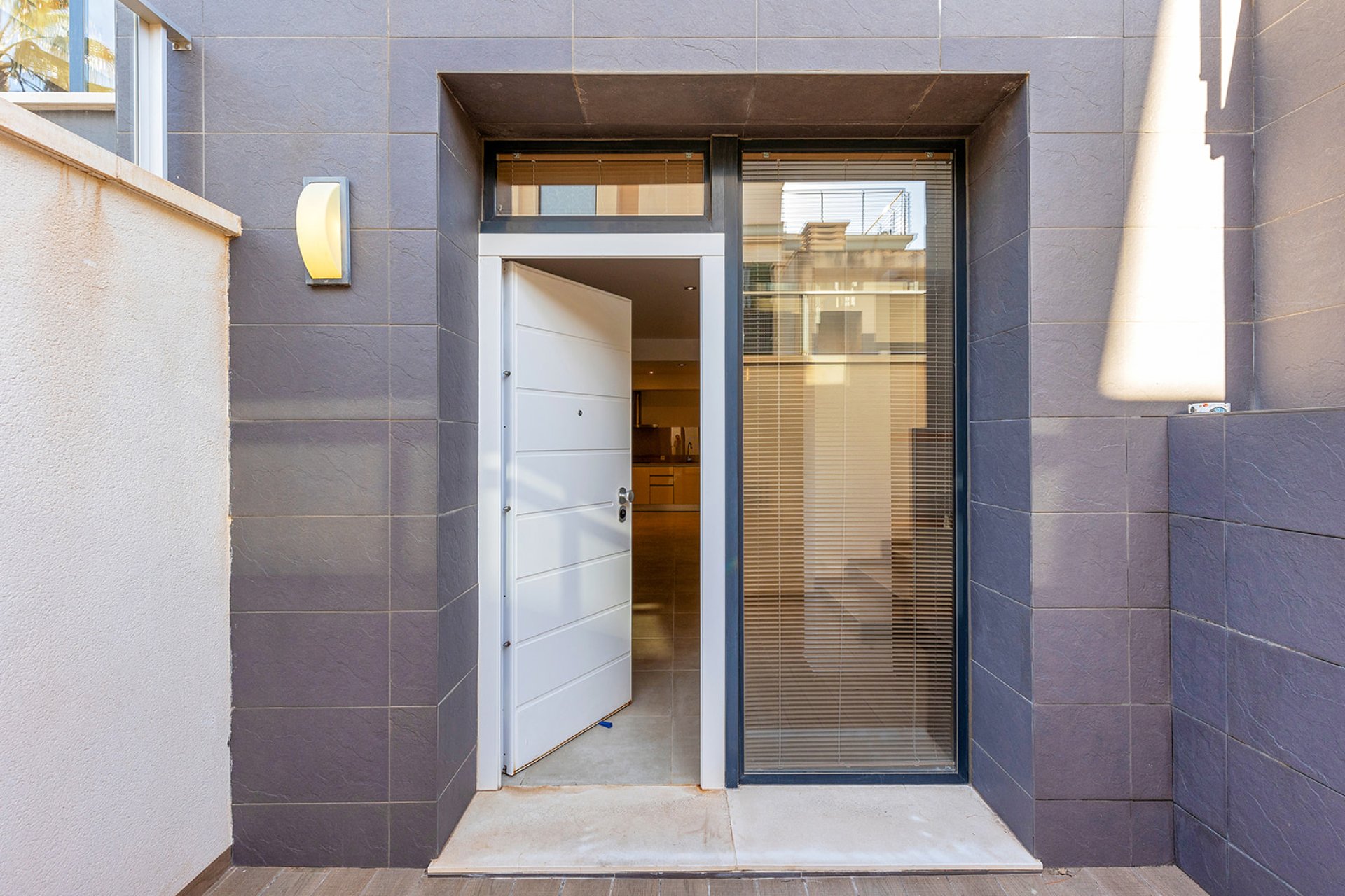 Resale - Villa -
Orihuela Costa - La Zenia