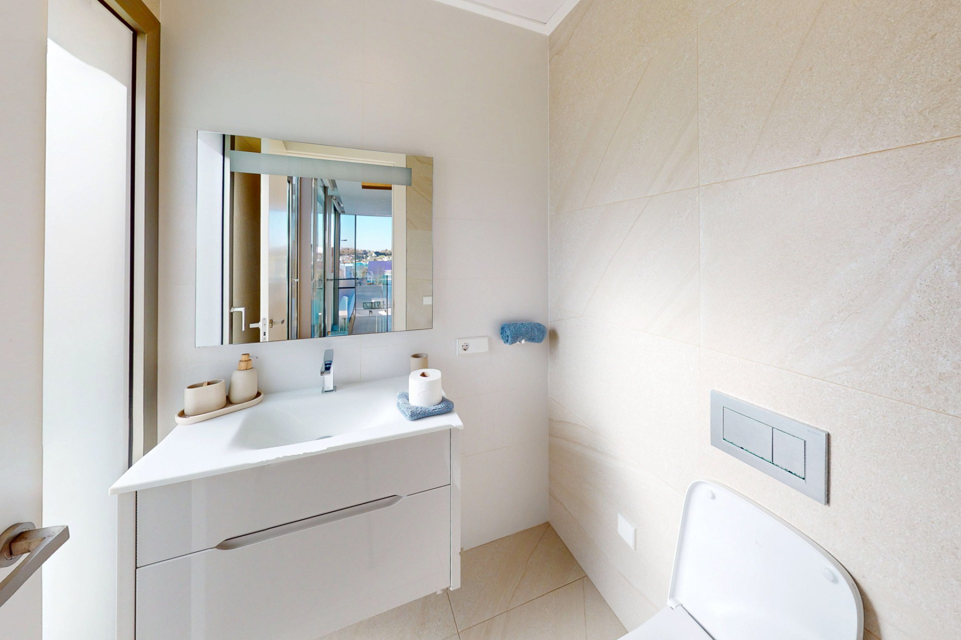 Resale - Villa -
Orihuela Costa - Las Colinas Golf