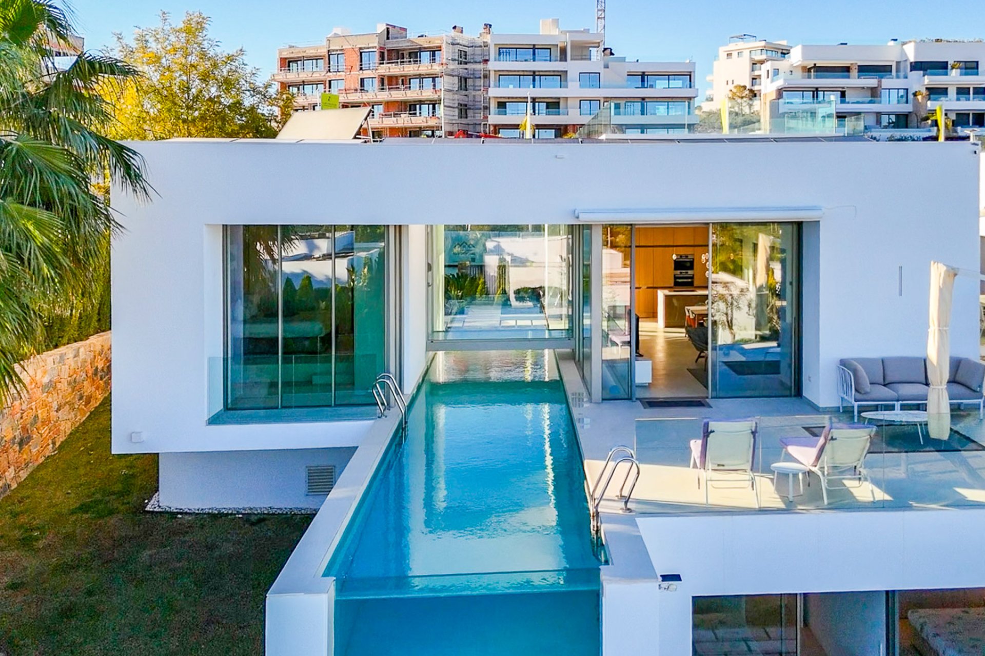 Resale - Villa -
Orihuela Costa - Las Colinas Golf