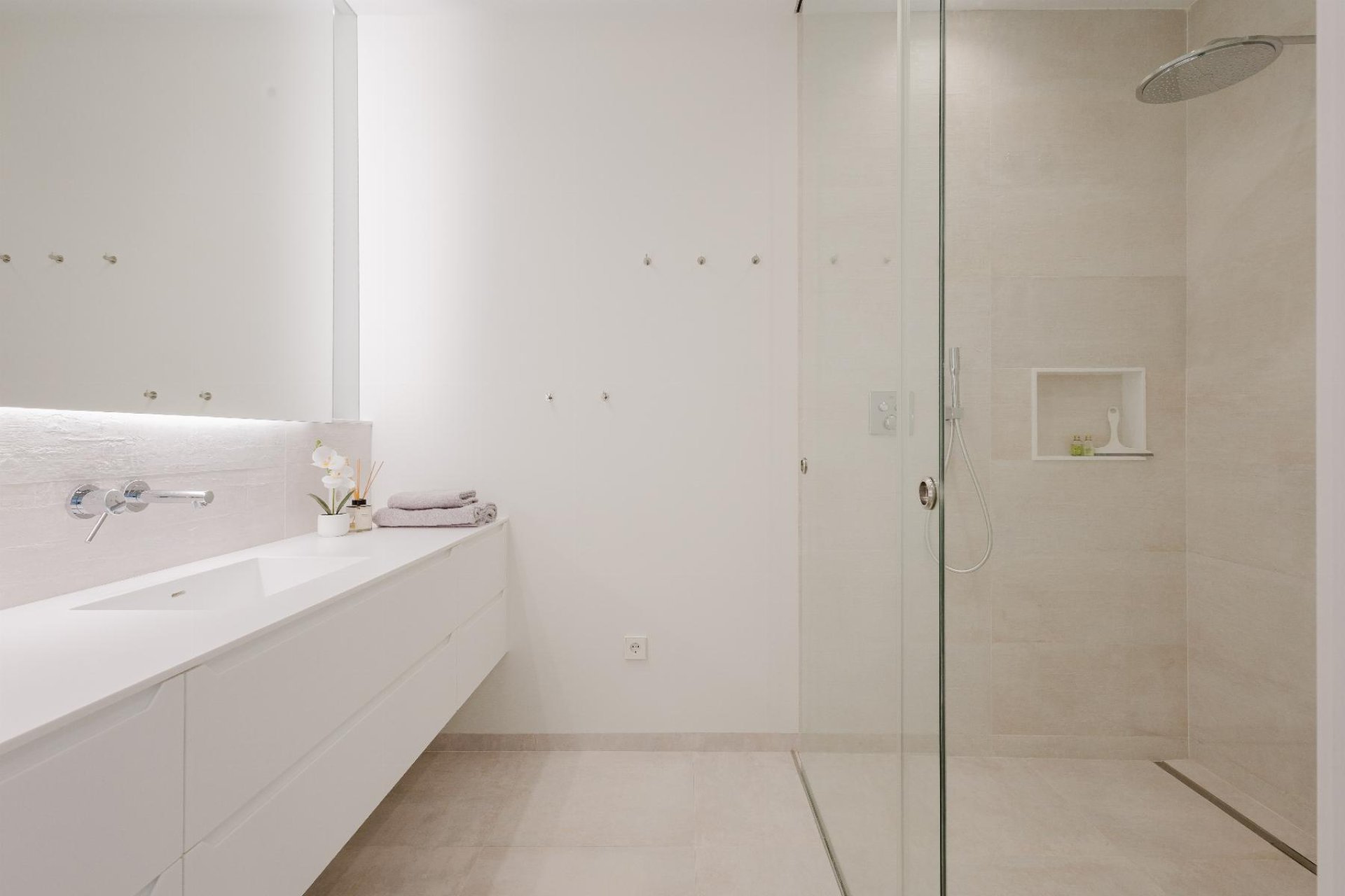 Resale - Villa -
Orihuela Costa - Las Colinas Golf