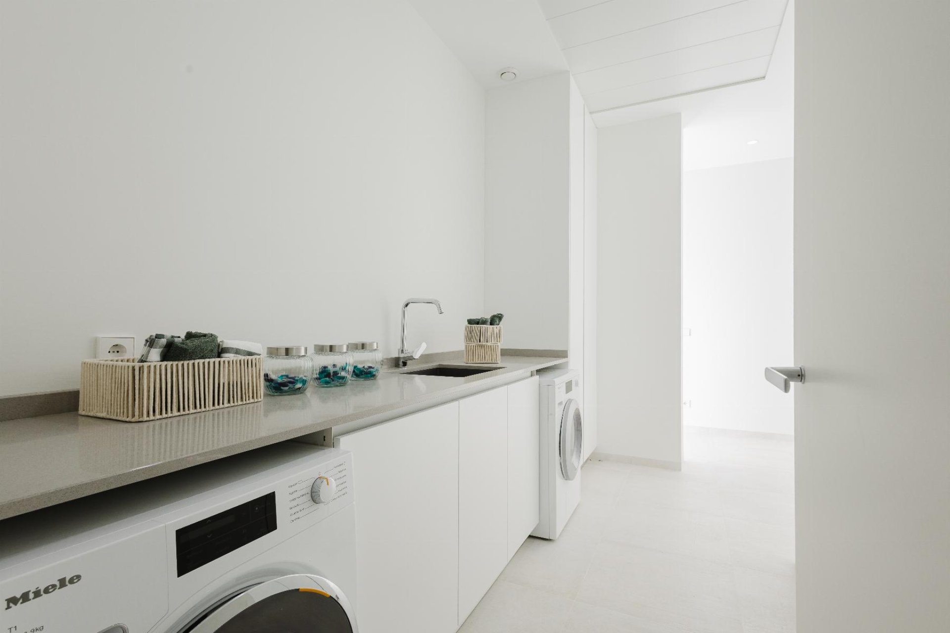 Resale - Villa -
Orihuela Costa - Las Colinas Golf