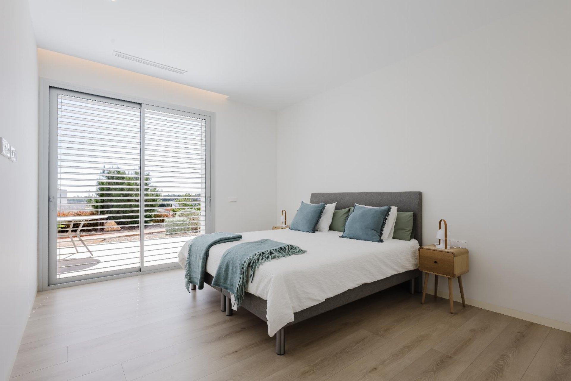 Resale - Villa -
Orihuela Costa - Las Colinas Golf