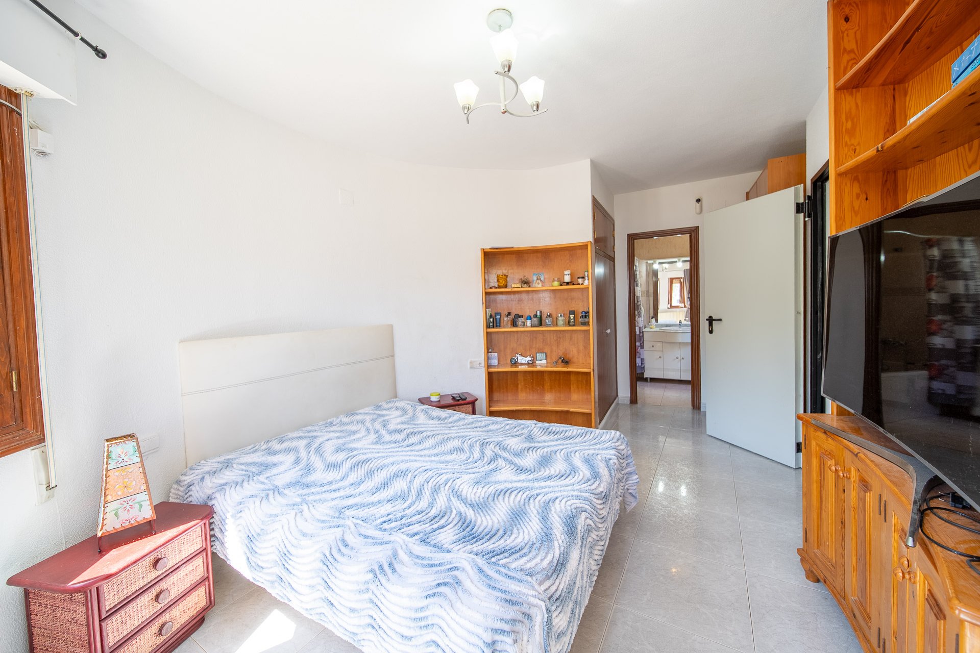 Resale - Villa -
Orihuela Costa - Las Filipinas