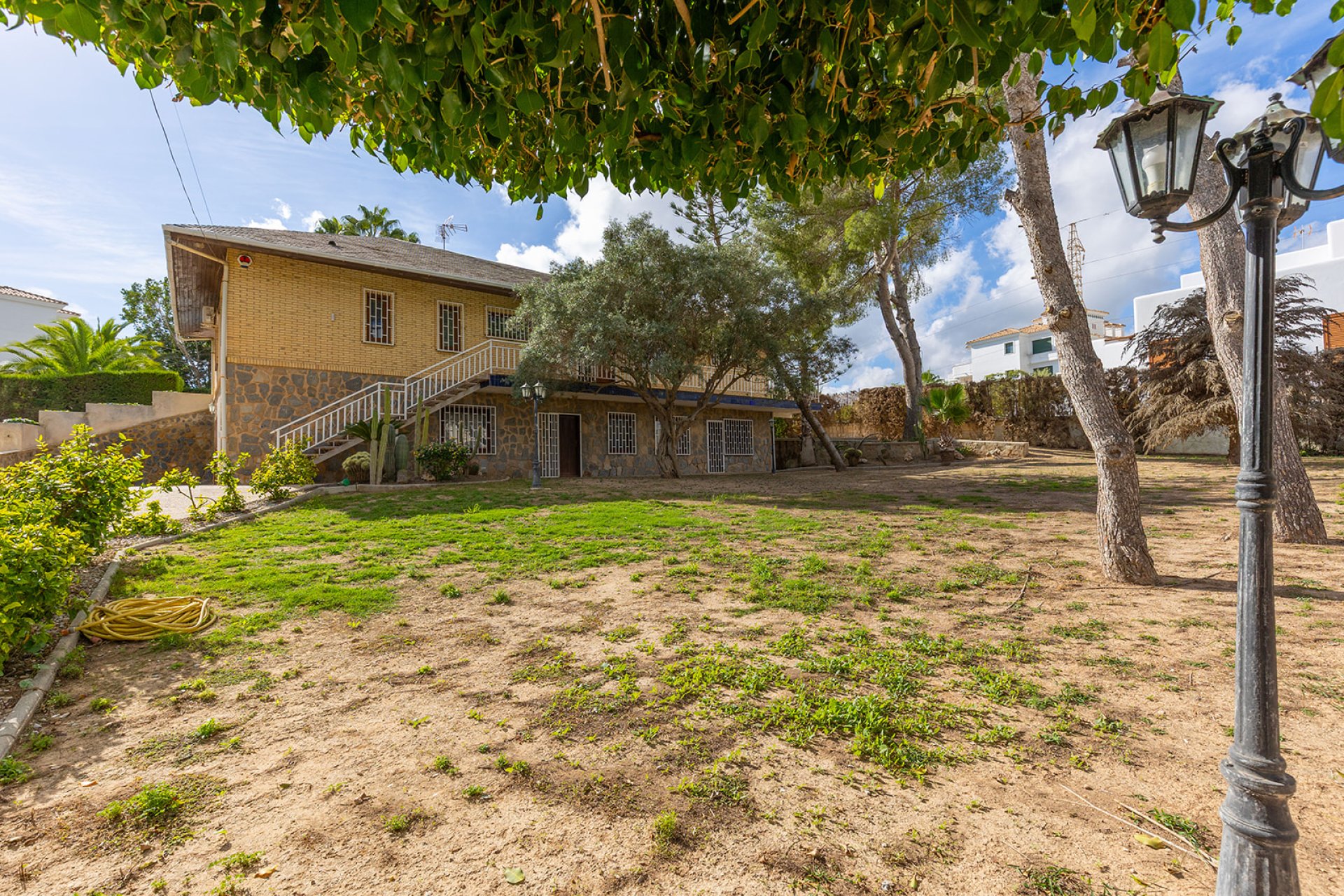 Resale - Villa -
Orihuela Costa - Las Filipinas