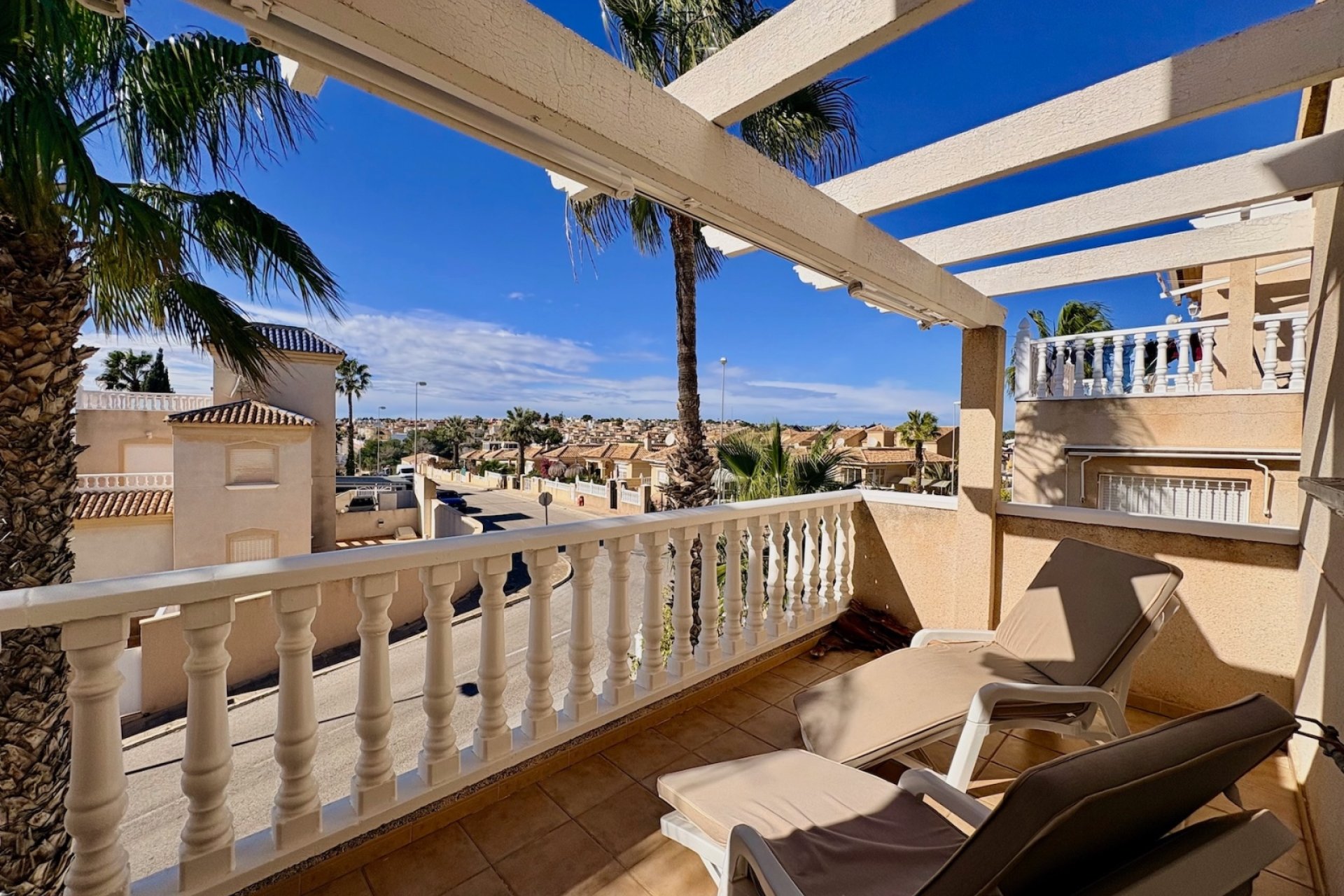 Resale - Villa -
Orihuela Costa - Las Filipinas