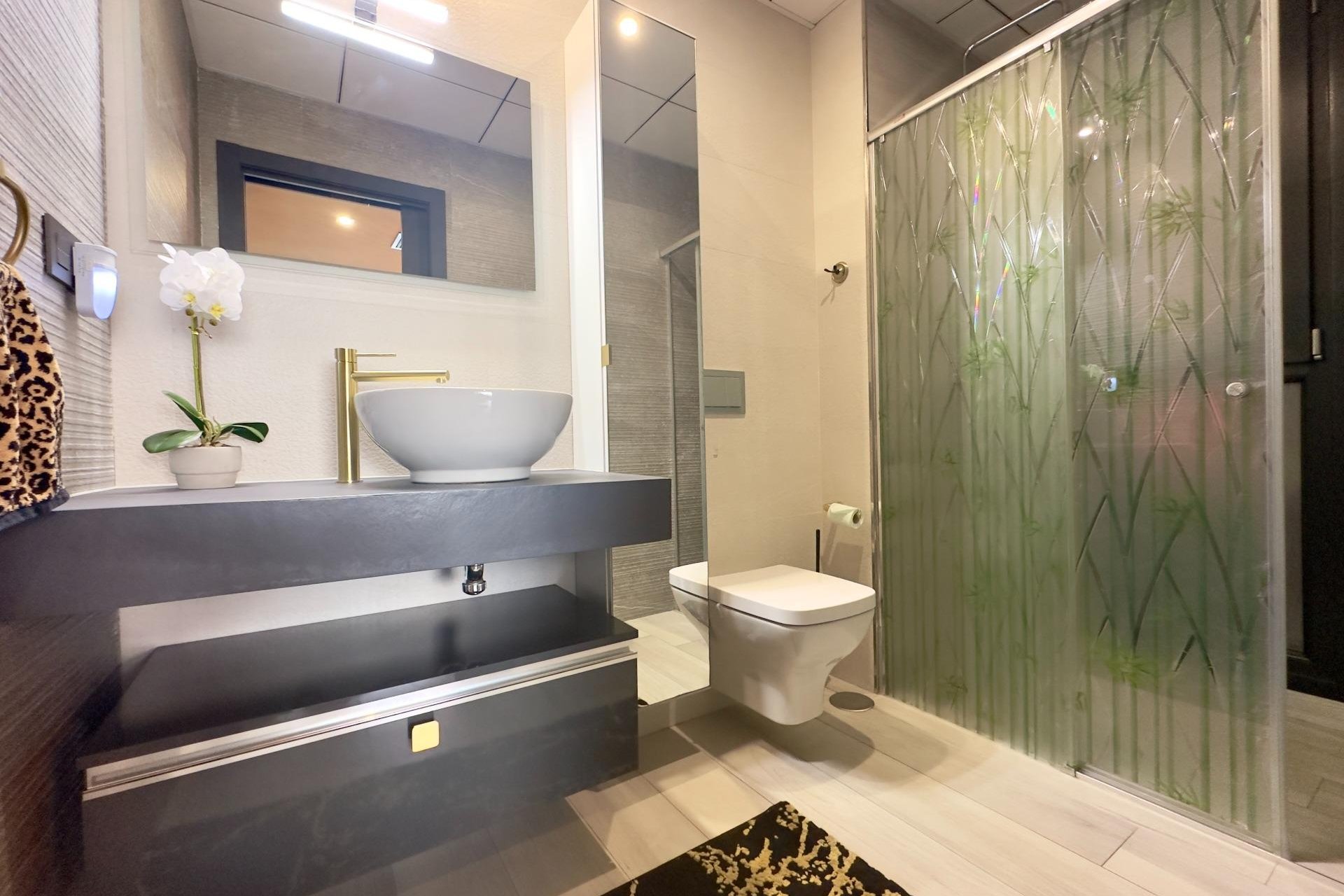 Resale - Villa -
Orihuela Costa - Lomas de Cabo Roig