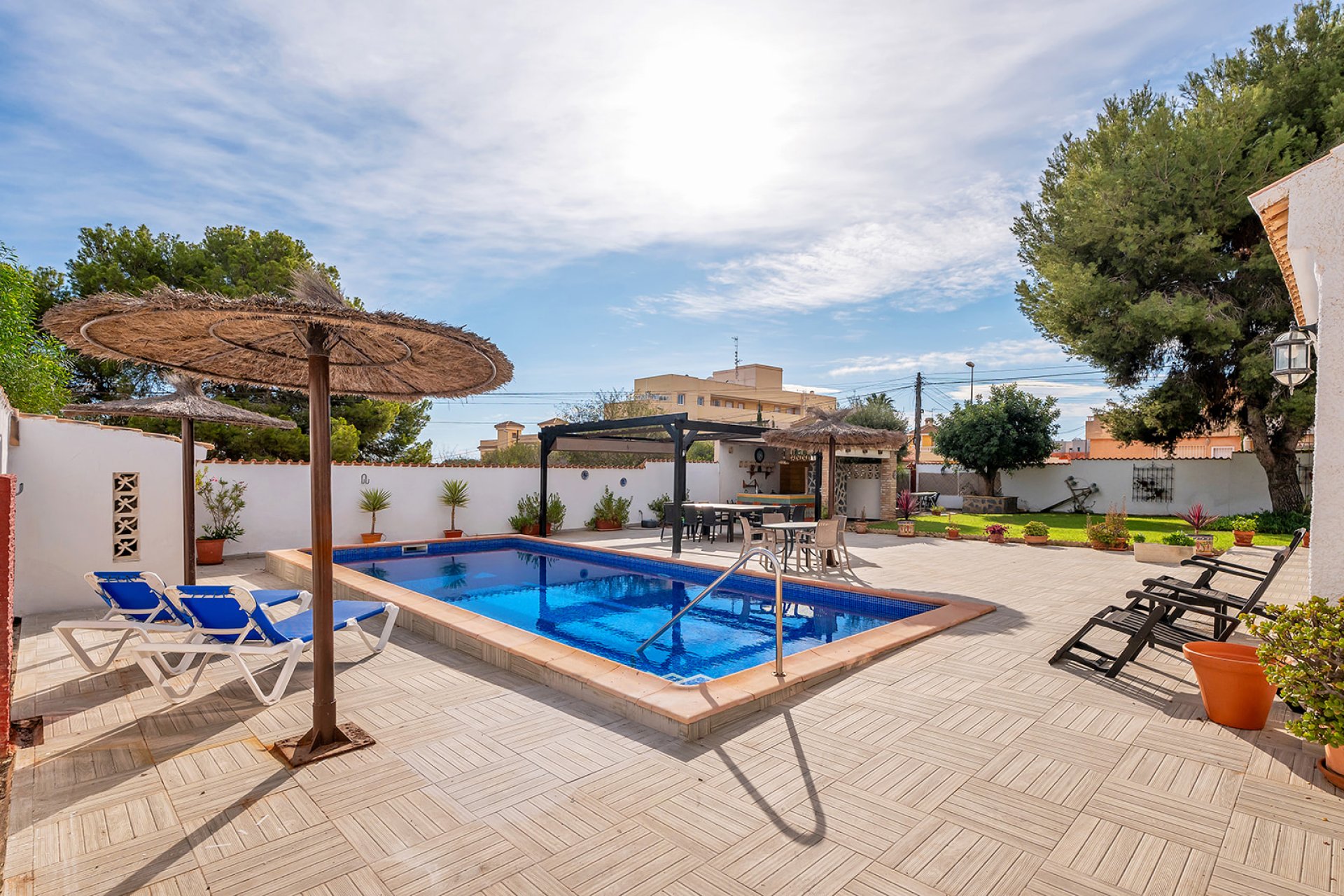 Resale - Villa -
Orihuela Costa - Lomas de Cabo Roig