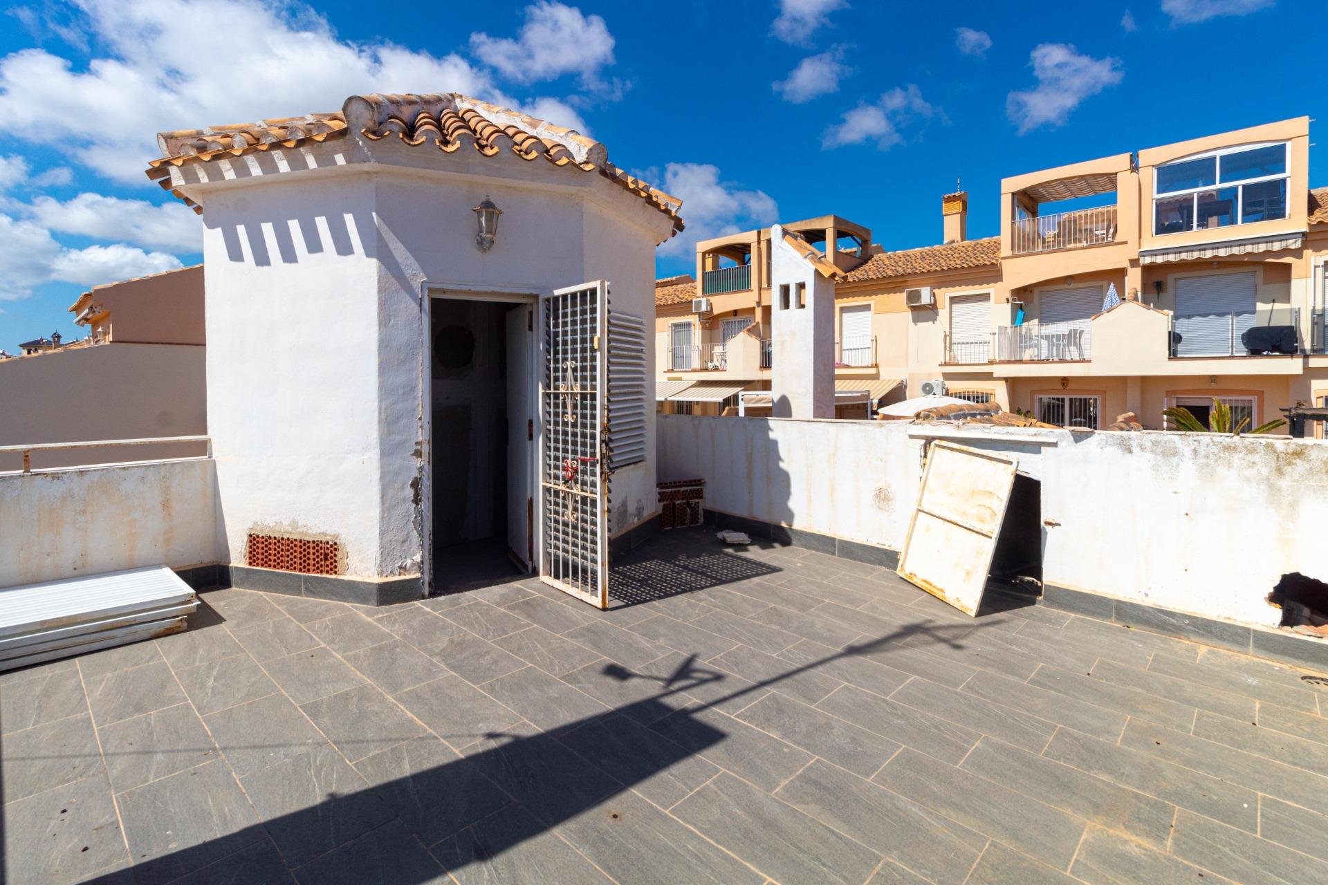 Resale - Villa -
Orihuela Costa - Los Almendros-La Florida