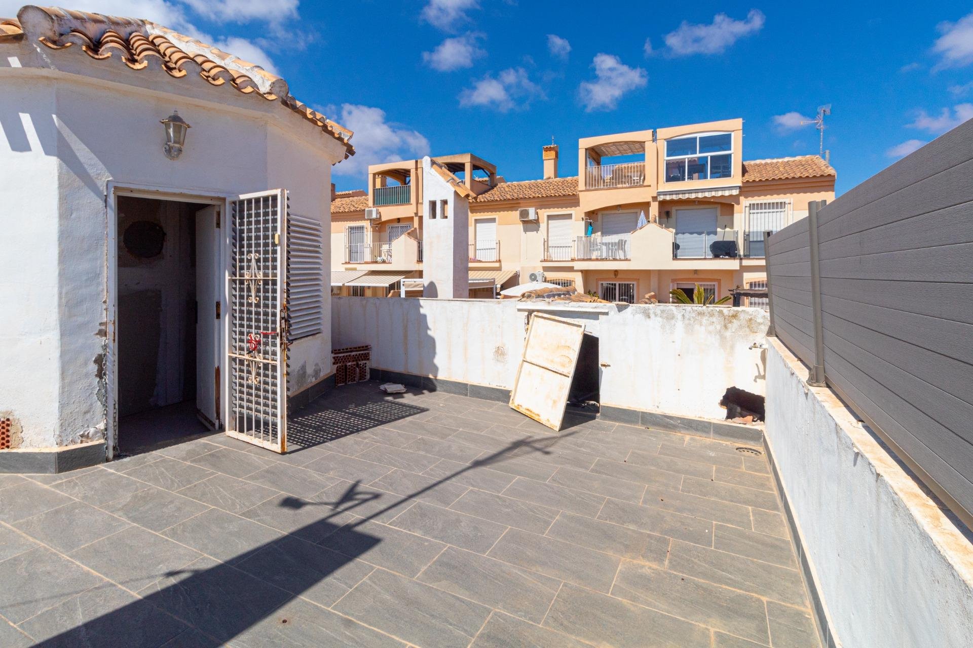 Resale - Villa -
Orihuela Costa - Los Almendros-La Florida