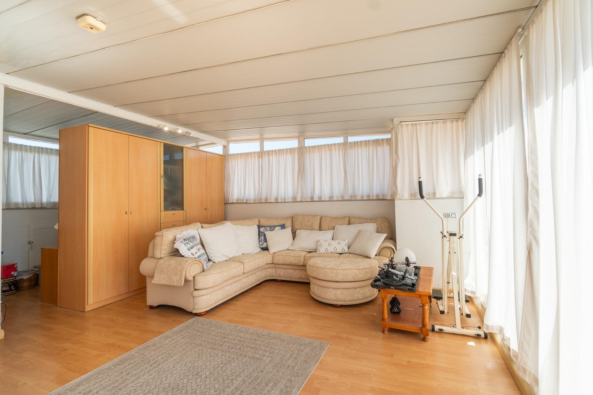 Resale - Villa -
Orihuela Costa - Playa Flamenca
