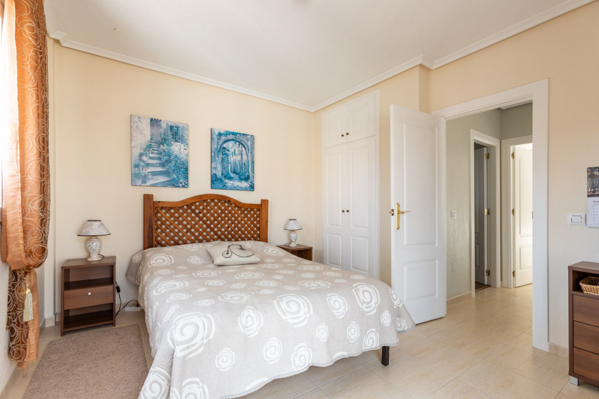 Resale - Villa -
Orihuela Costa - Playa Flamenca