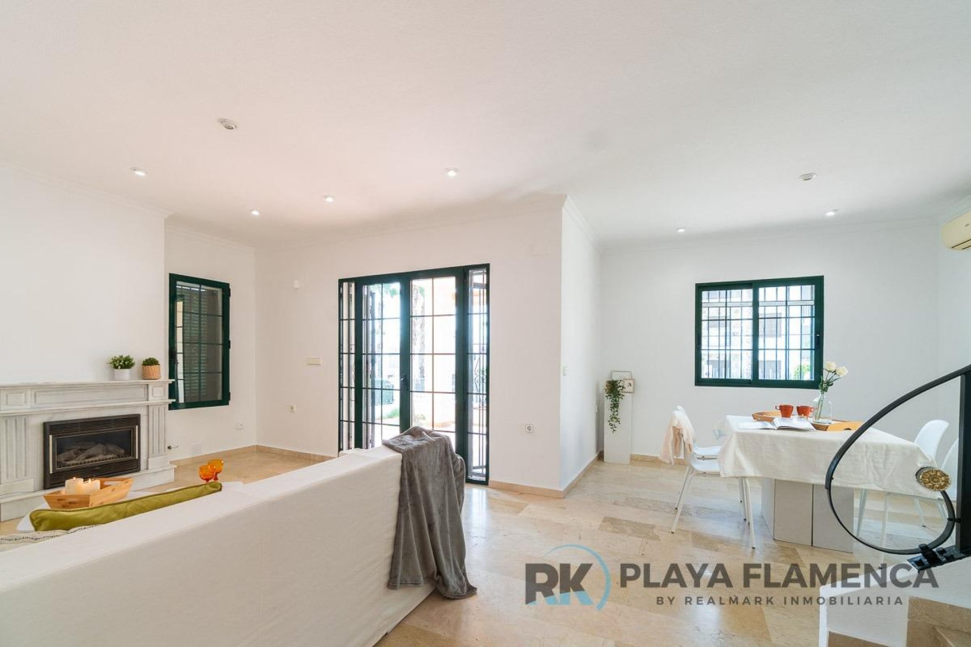 Resale - Villa -
Orihuela Costa - Villamartín-Las Filipinas