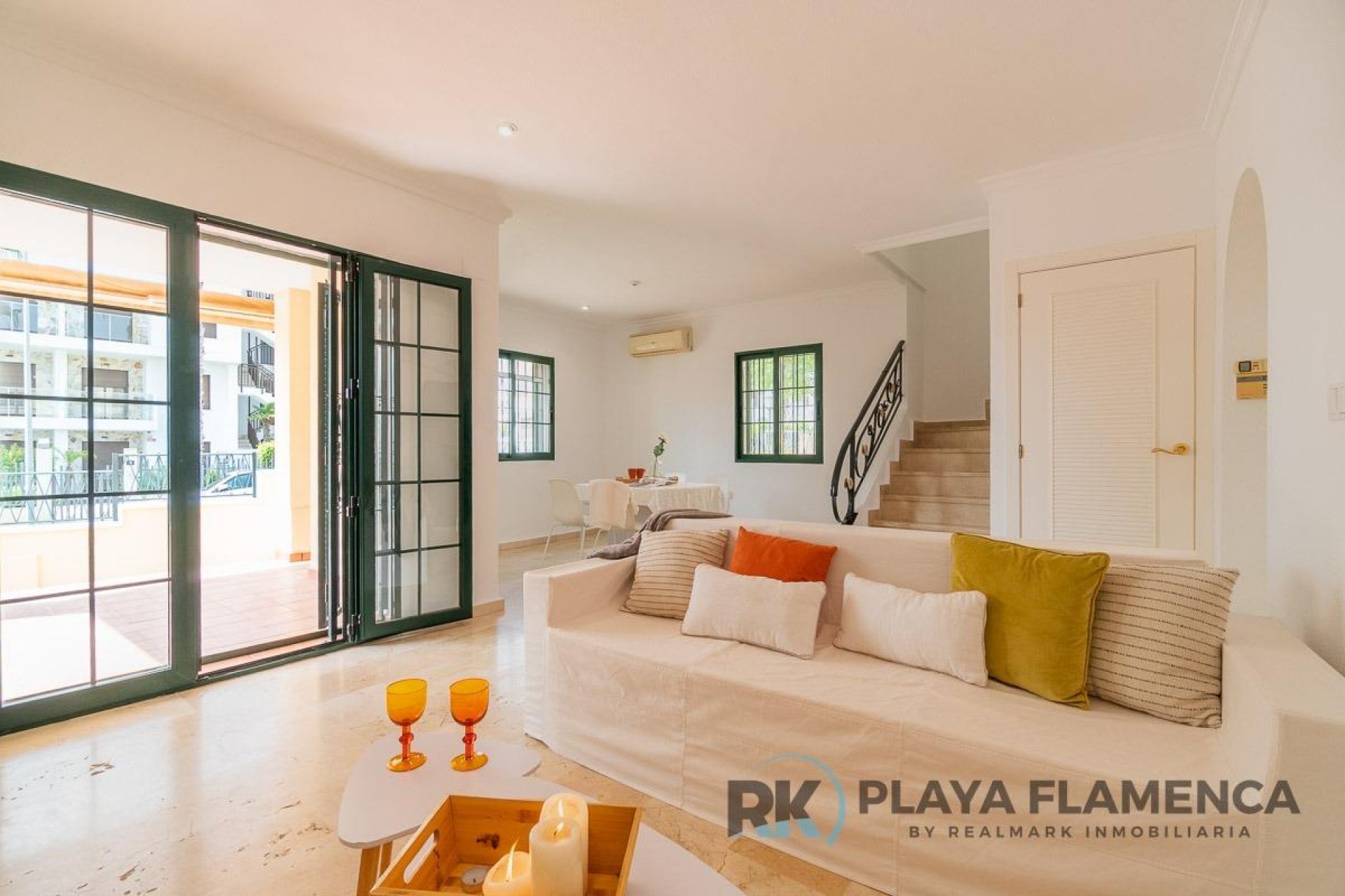 Resale - Villa -
Orihuela Costa - Villamartín-Las Filipinas