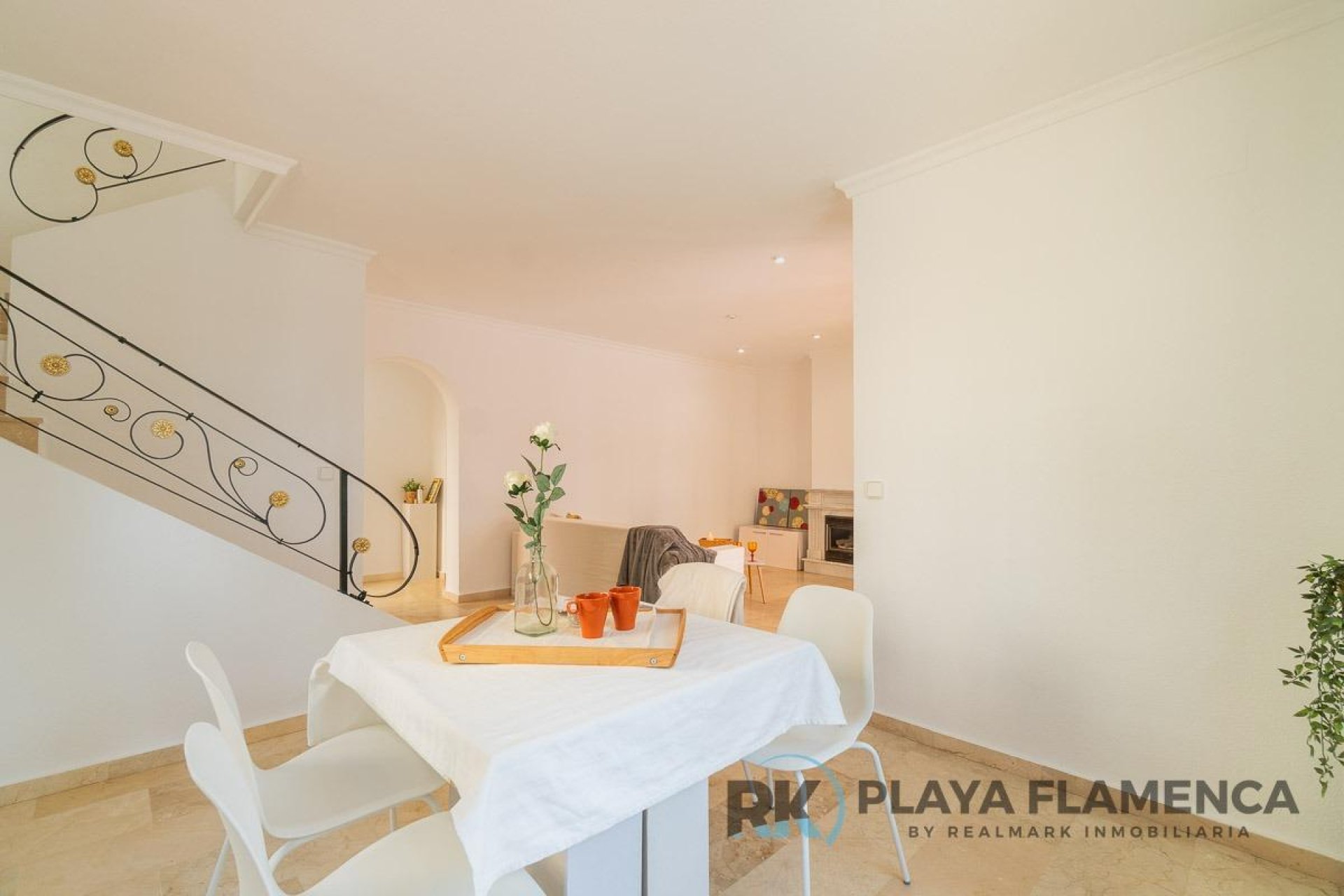 Resale - Villa -
Orihuela Costa - Villamartín-Las Filipinas