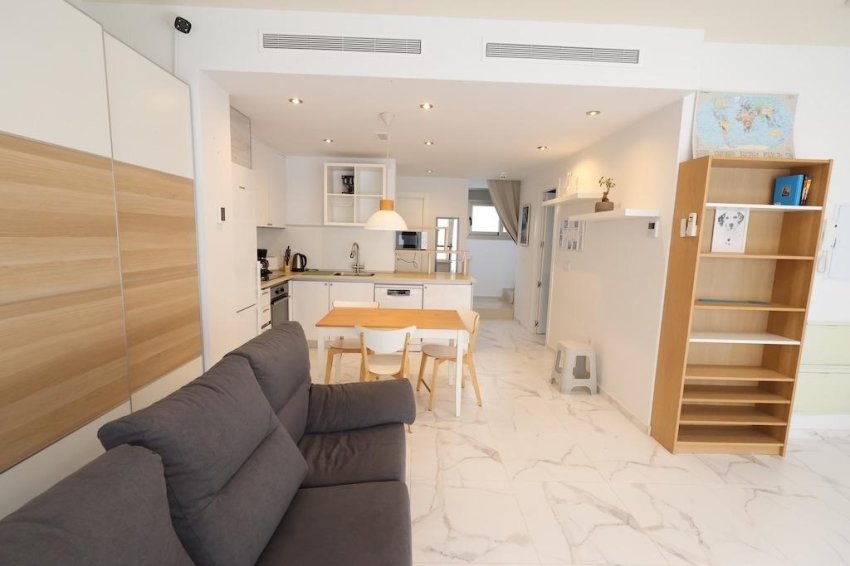 Resale - Villa -
Orihuela Costa - Villamartín-Las Filipinas