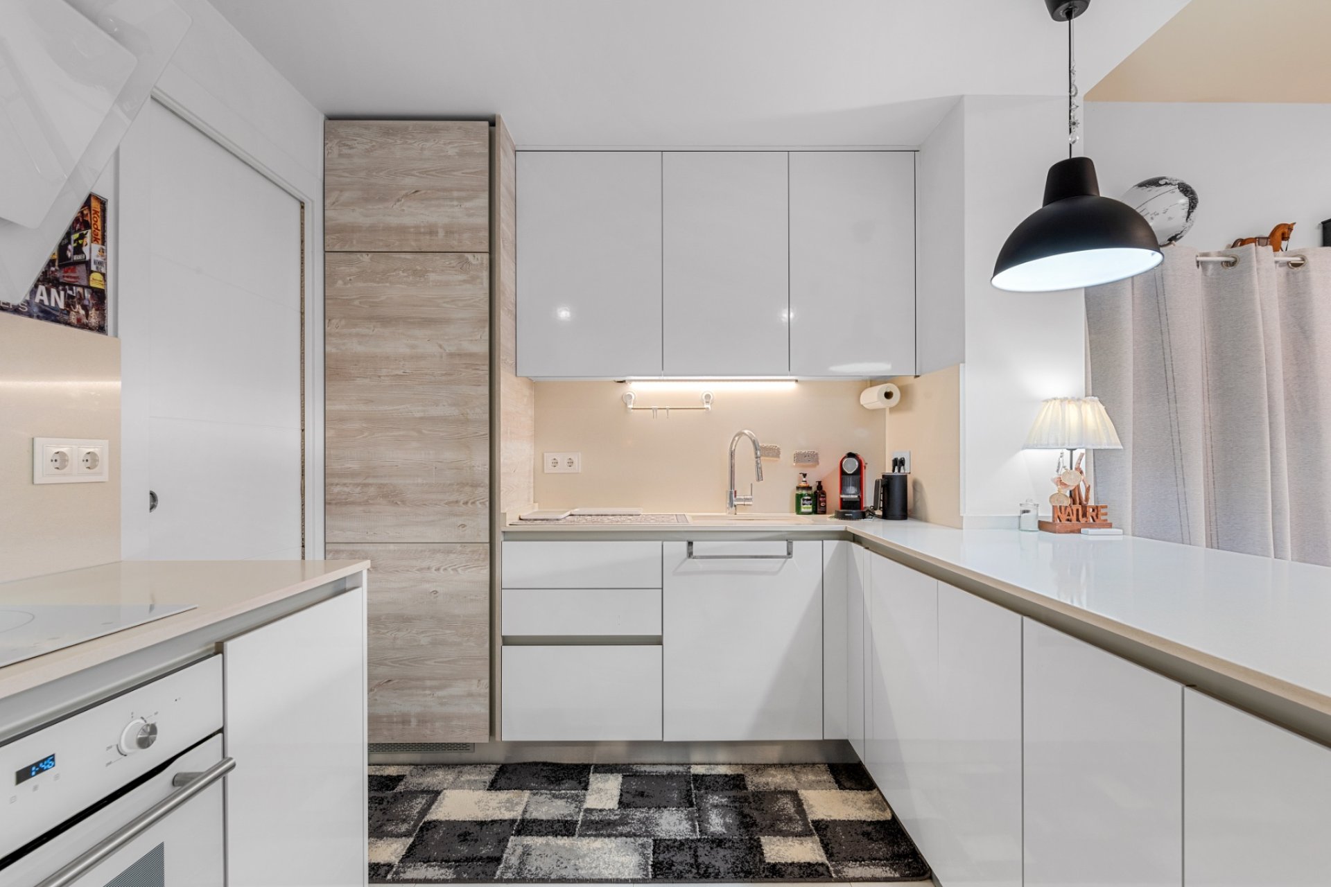 Resale - Villa -
Orihuela Costa - Villamartín