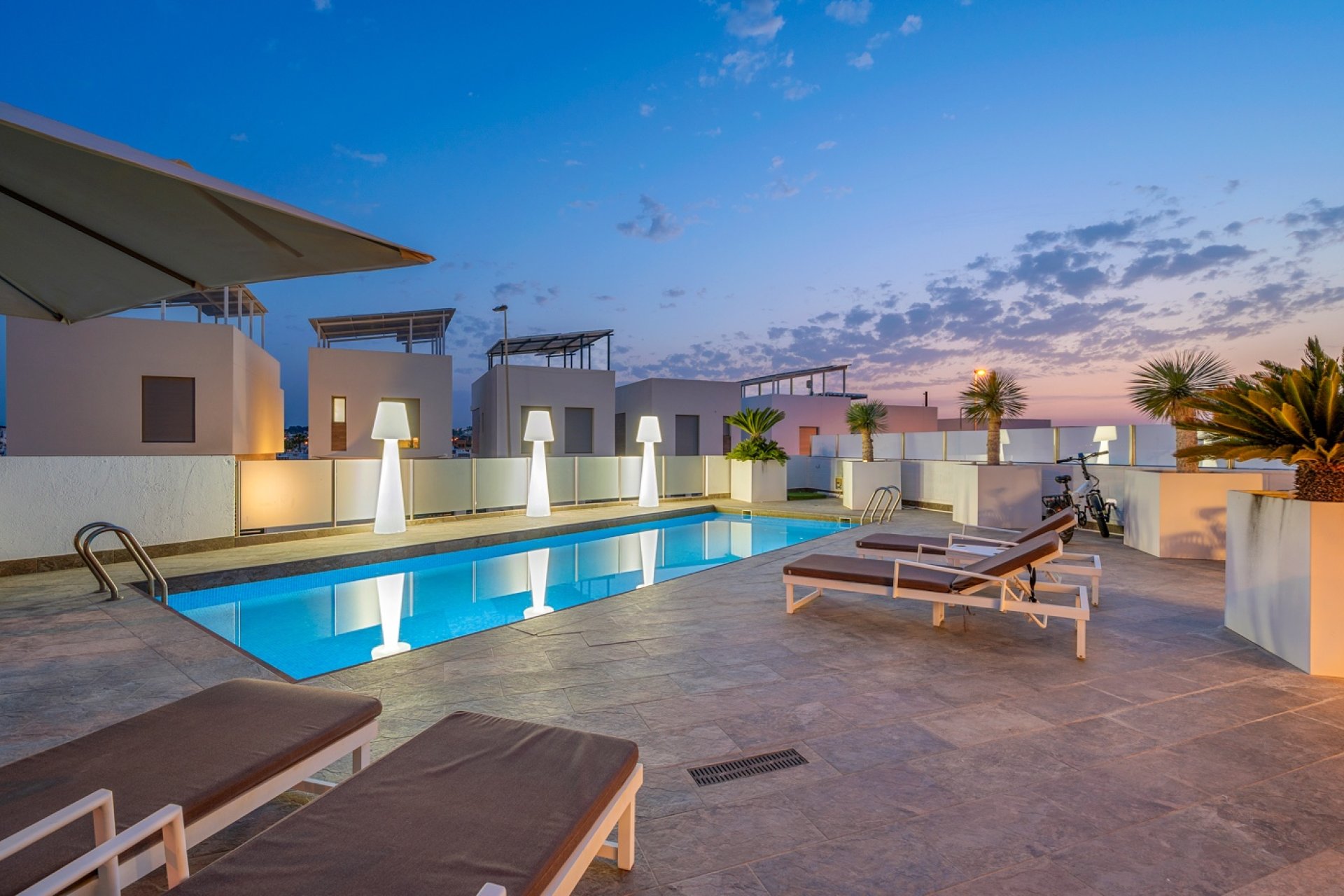 Resale - Villa -
Orihuela Costa - Villamartín