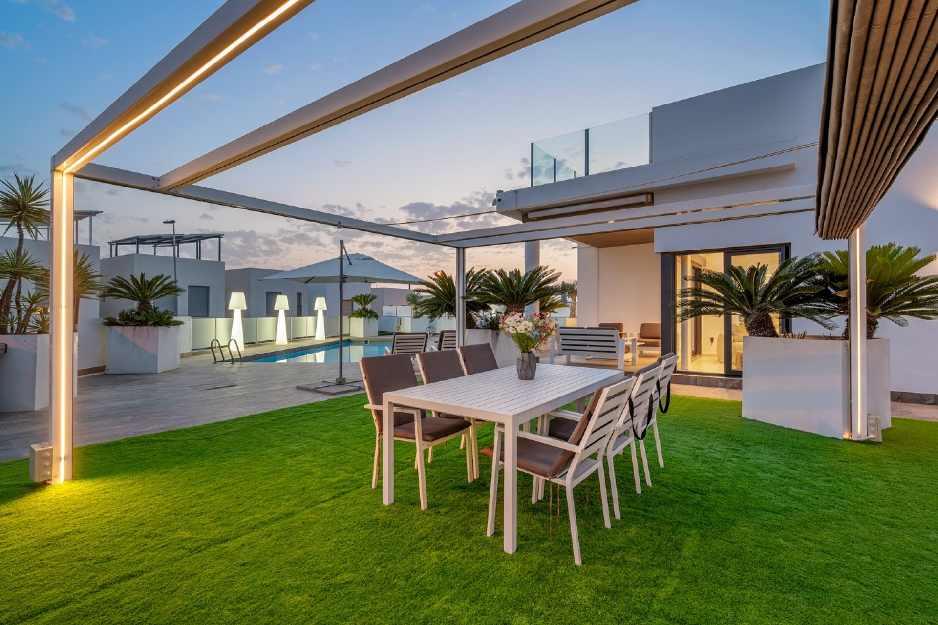 Resale - Villa -
Orihuela Costa - Villamartín