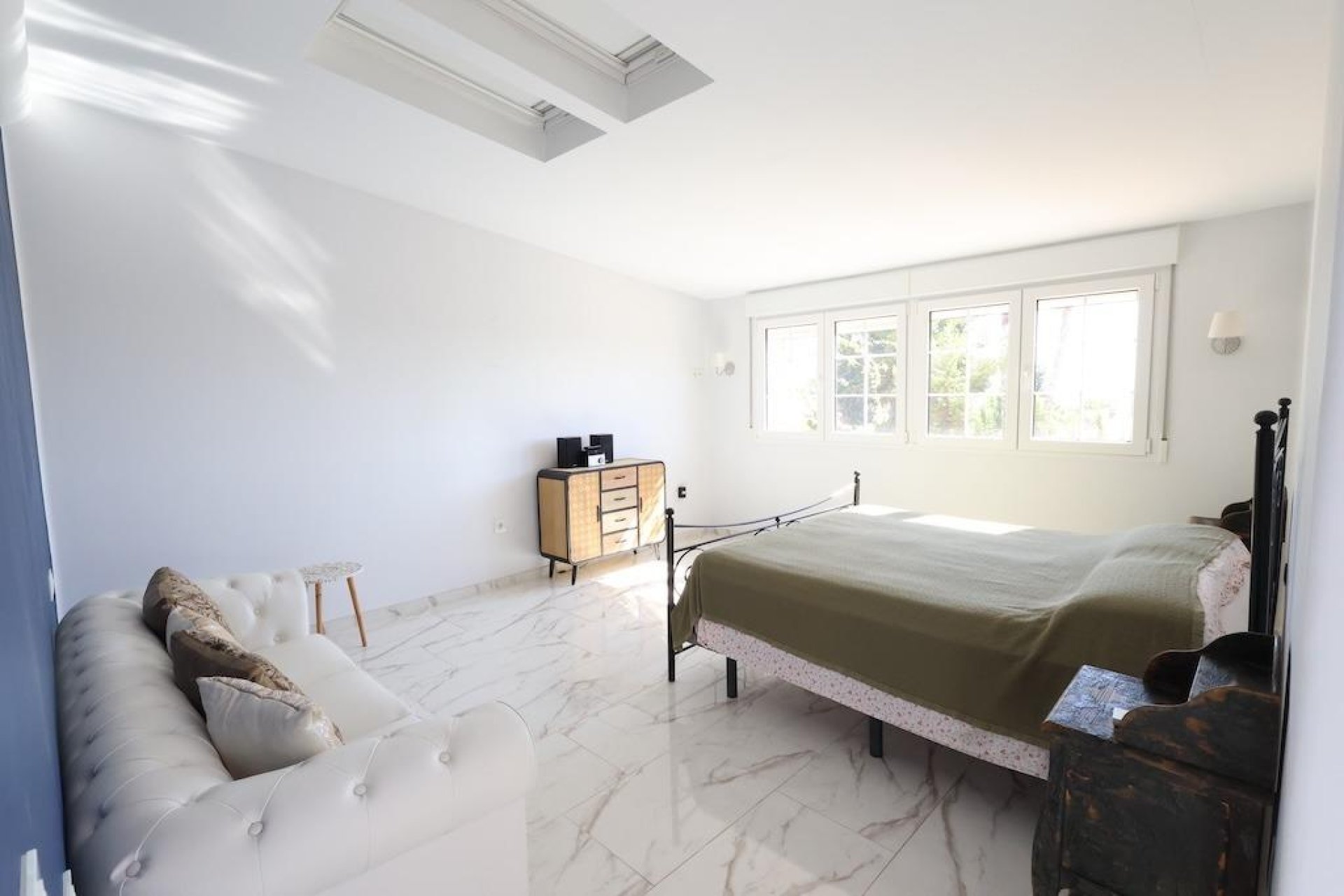 Resale - Villa -
Orihuela Costa - Villamartín