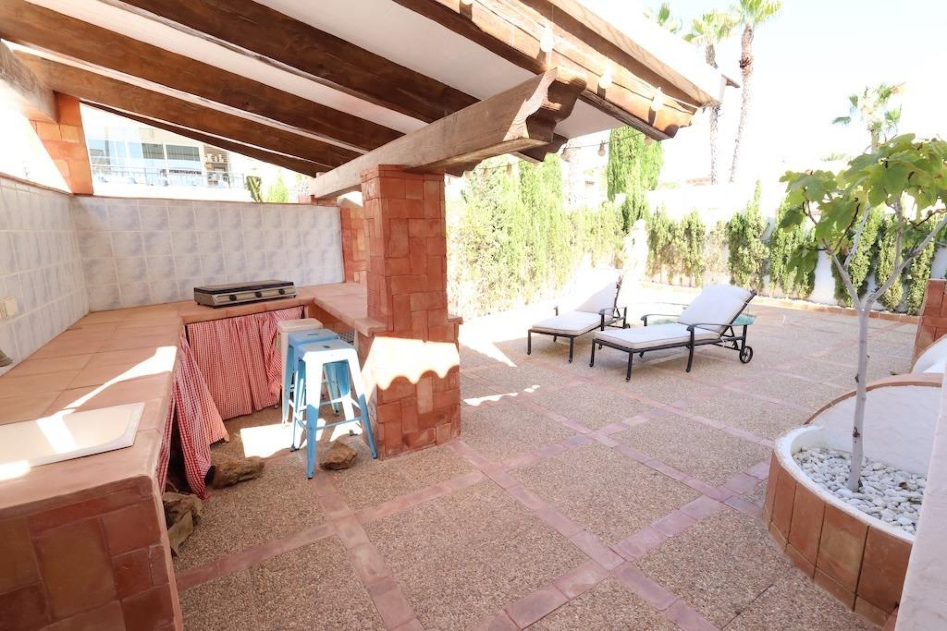 Resale - Villa -
Orihuela Costa - Villamartín