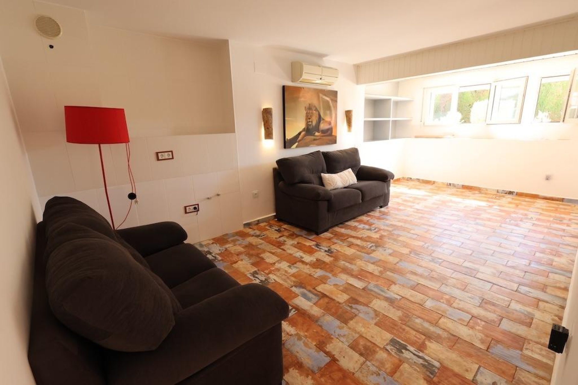 Resale - Villa -
Orihuela Costa - Villamartín