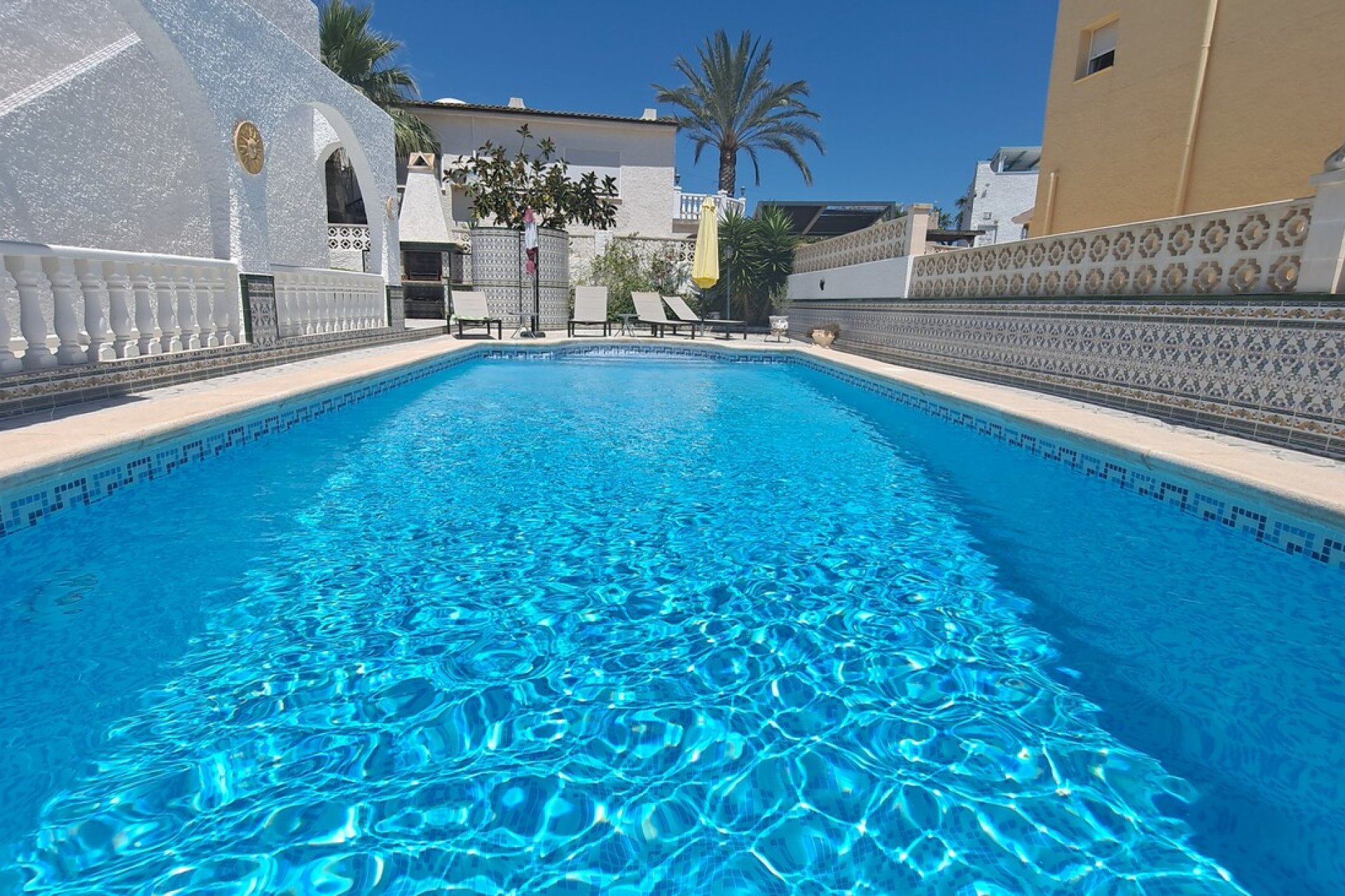 Resale - Villa -
Orihuela Costa - Villamartín
