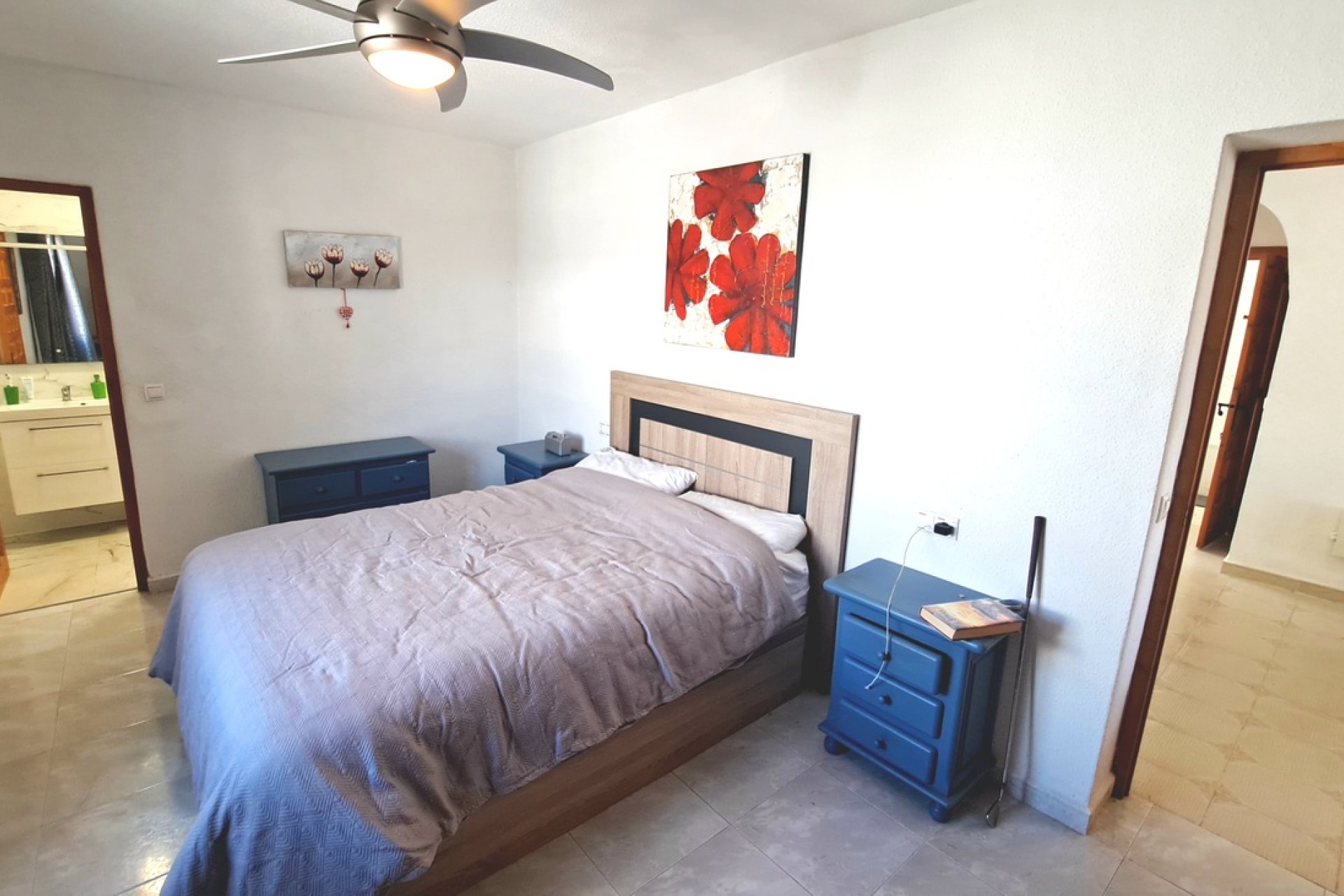Resale - Villa -
Orihuela Costa - Villamartín