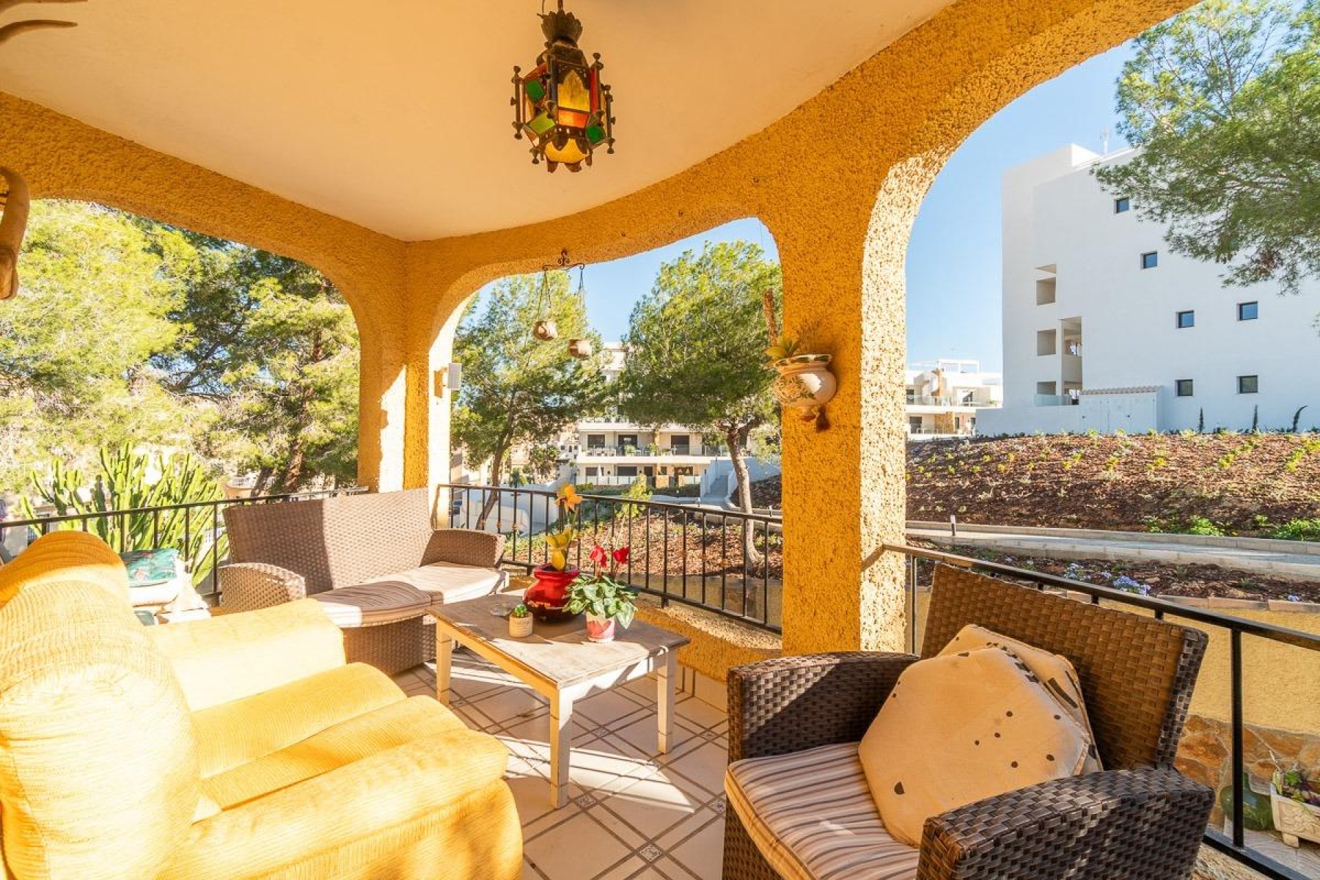 Resale - Villa -
Orihuela Costa - Villamartin