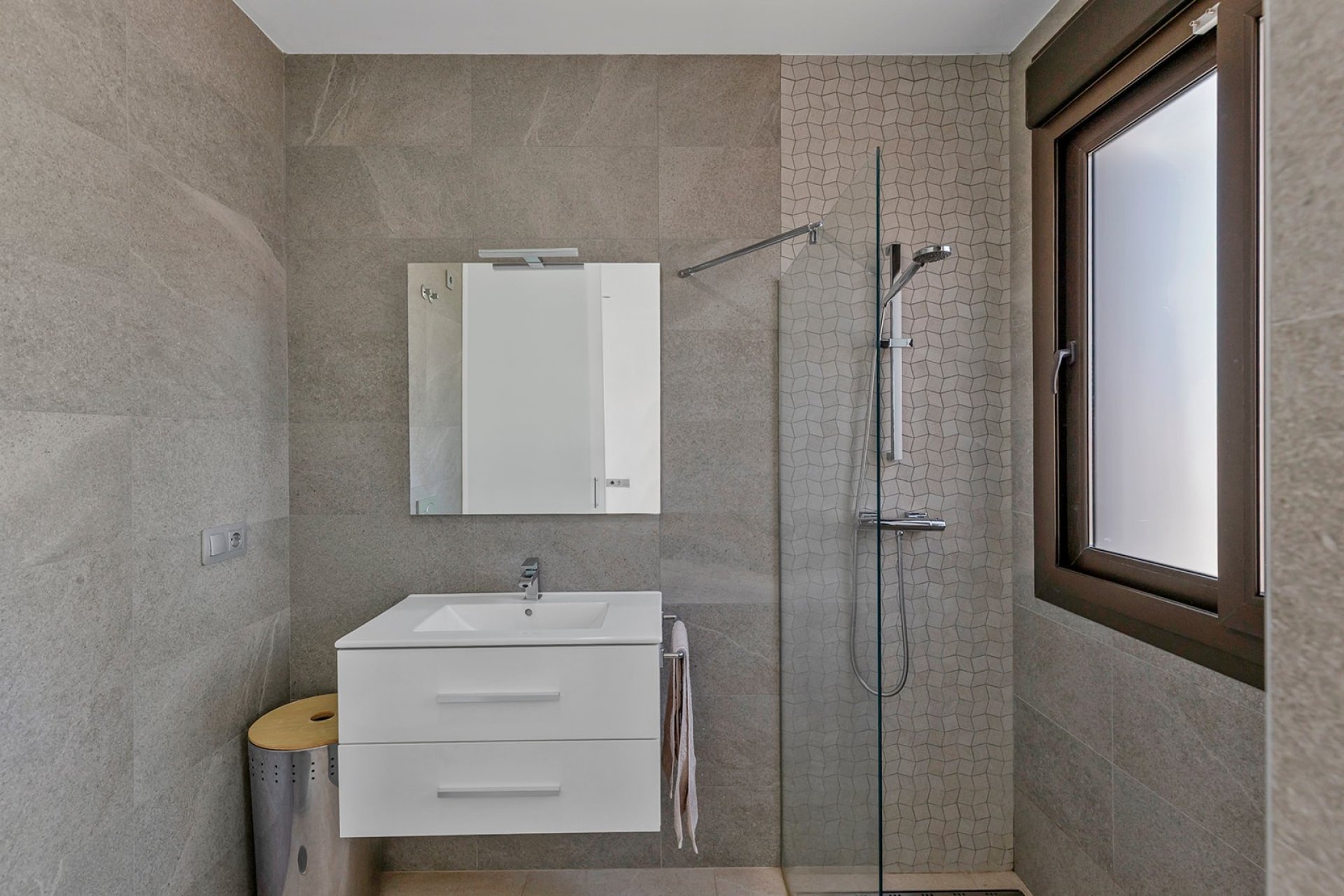 Resale - Villa -
Orihuela Costa - Vistabella Golf