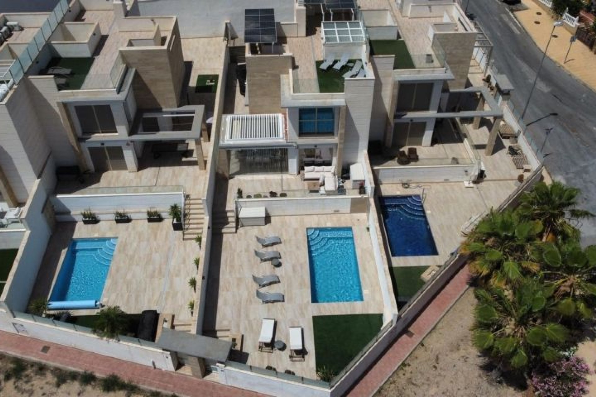 Resale - Villa -
Orihuela Costa