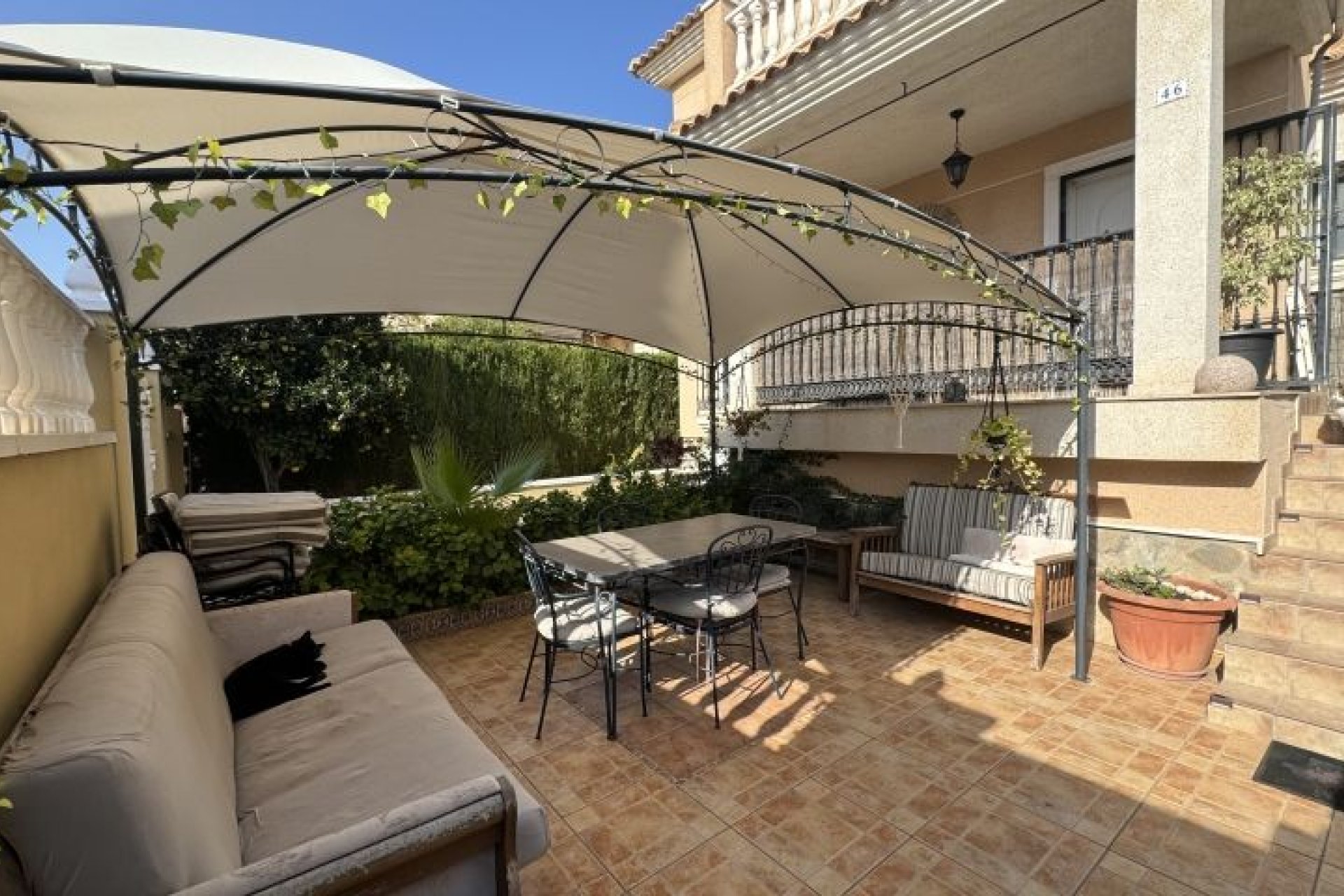 Resale - Villa -
Orihuela Costa