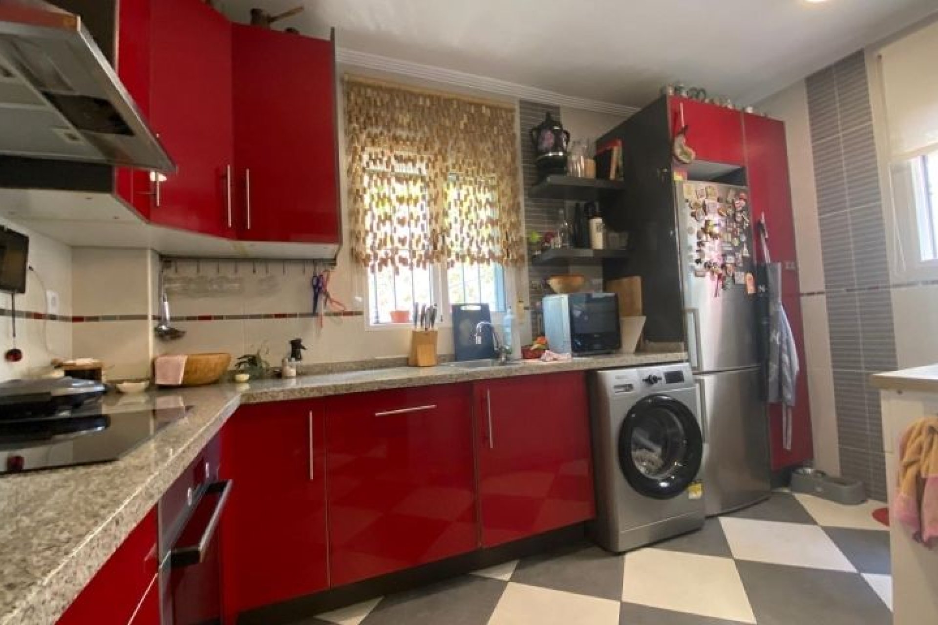 Resale - Villa -
Orihuela Costa