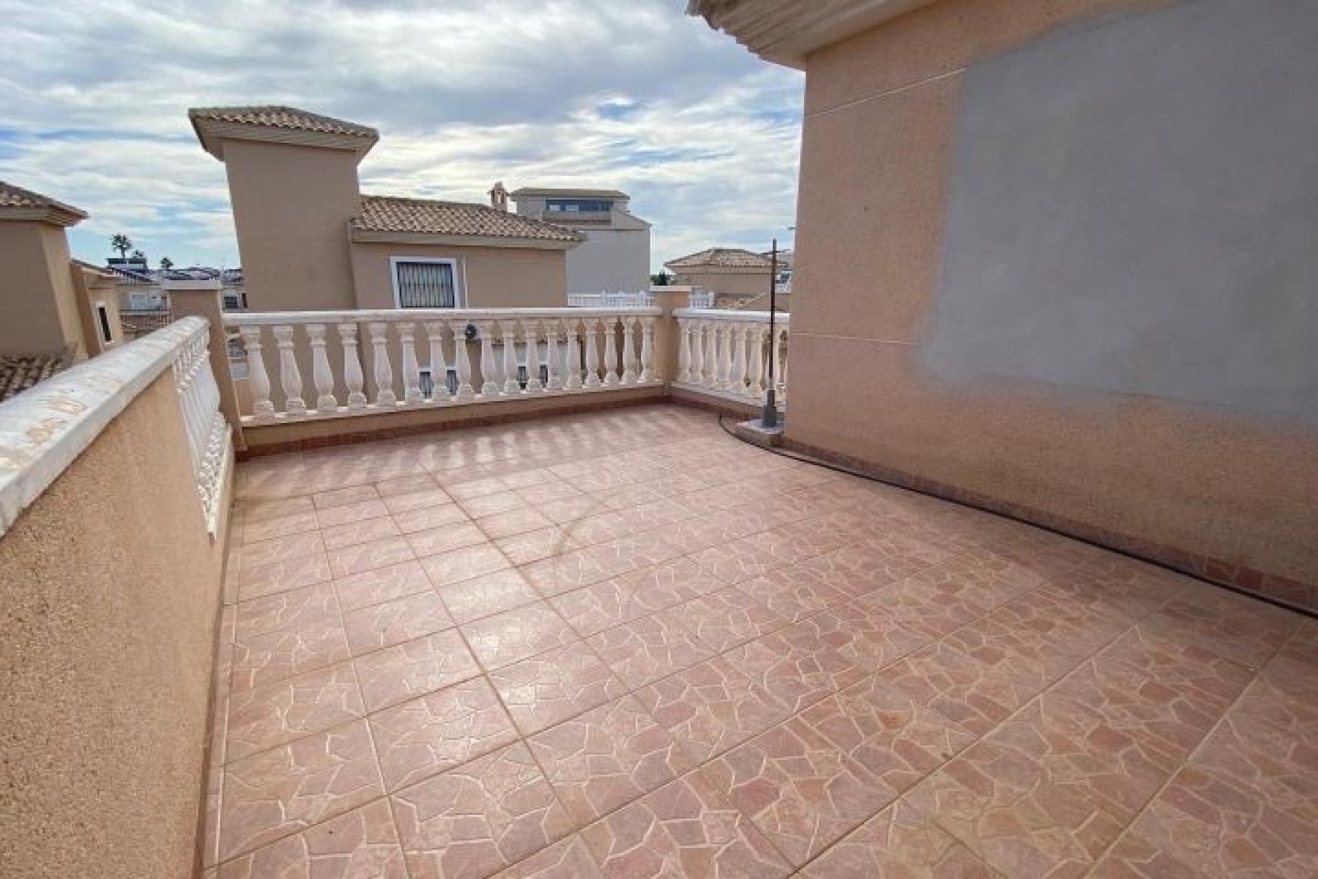 Resale - Villa -
Orihuela Costa