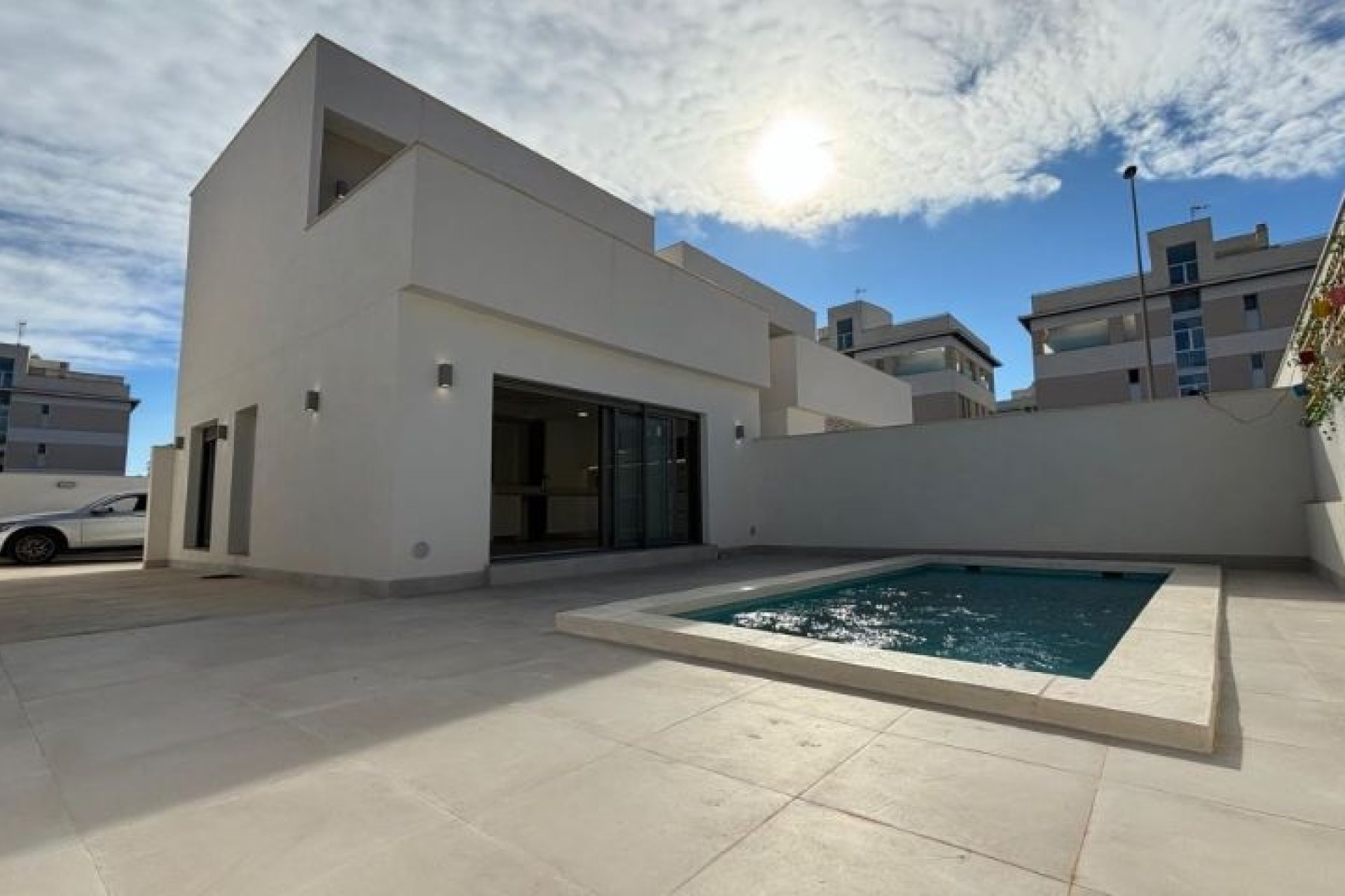 Resale - Villa -
Orihuela Costa