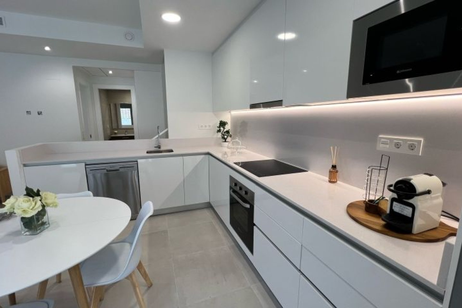 Resale - Villa -
Orihuela Costa