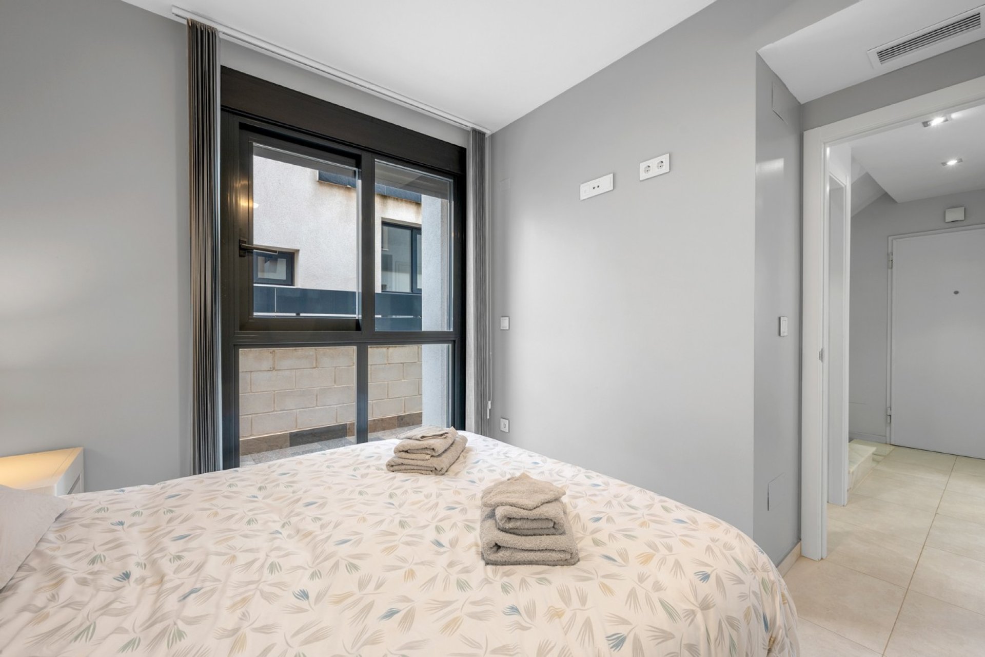 Resale - Villa -
Orihuela Costa