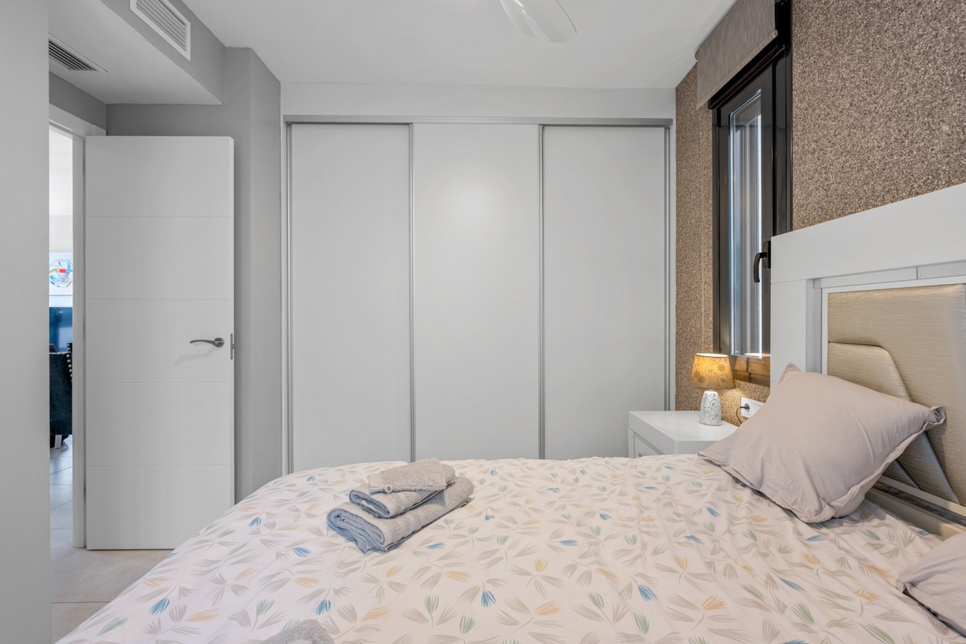 Resale - Villa -
Orihuela Costa