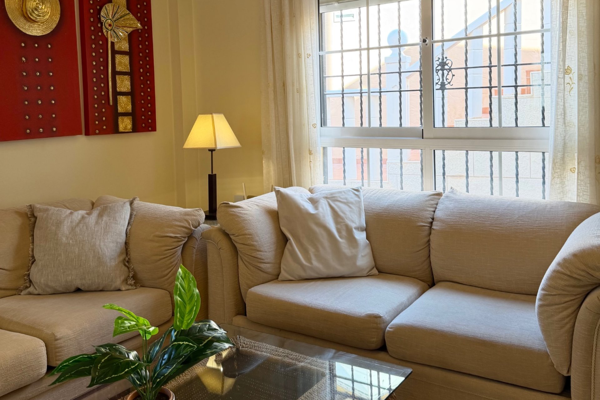 Resale - Villa -
Orihuela Costa