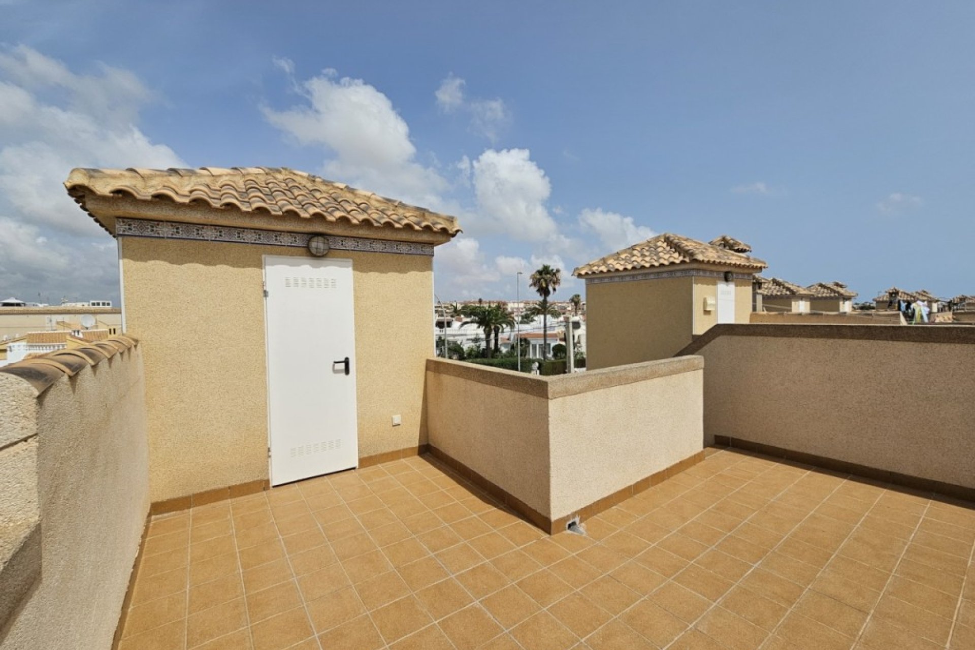 Resale - Villa -
Orihuela Costa