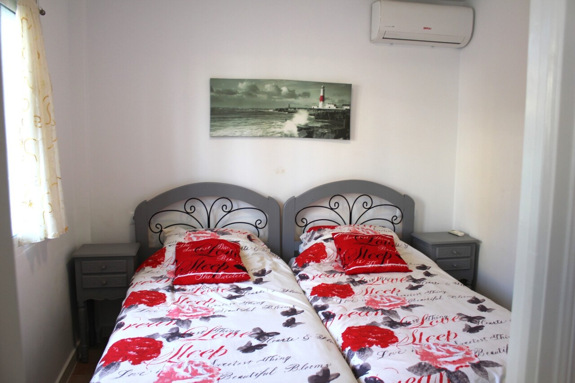 Resale - Villa -
Orihuela Costa