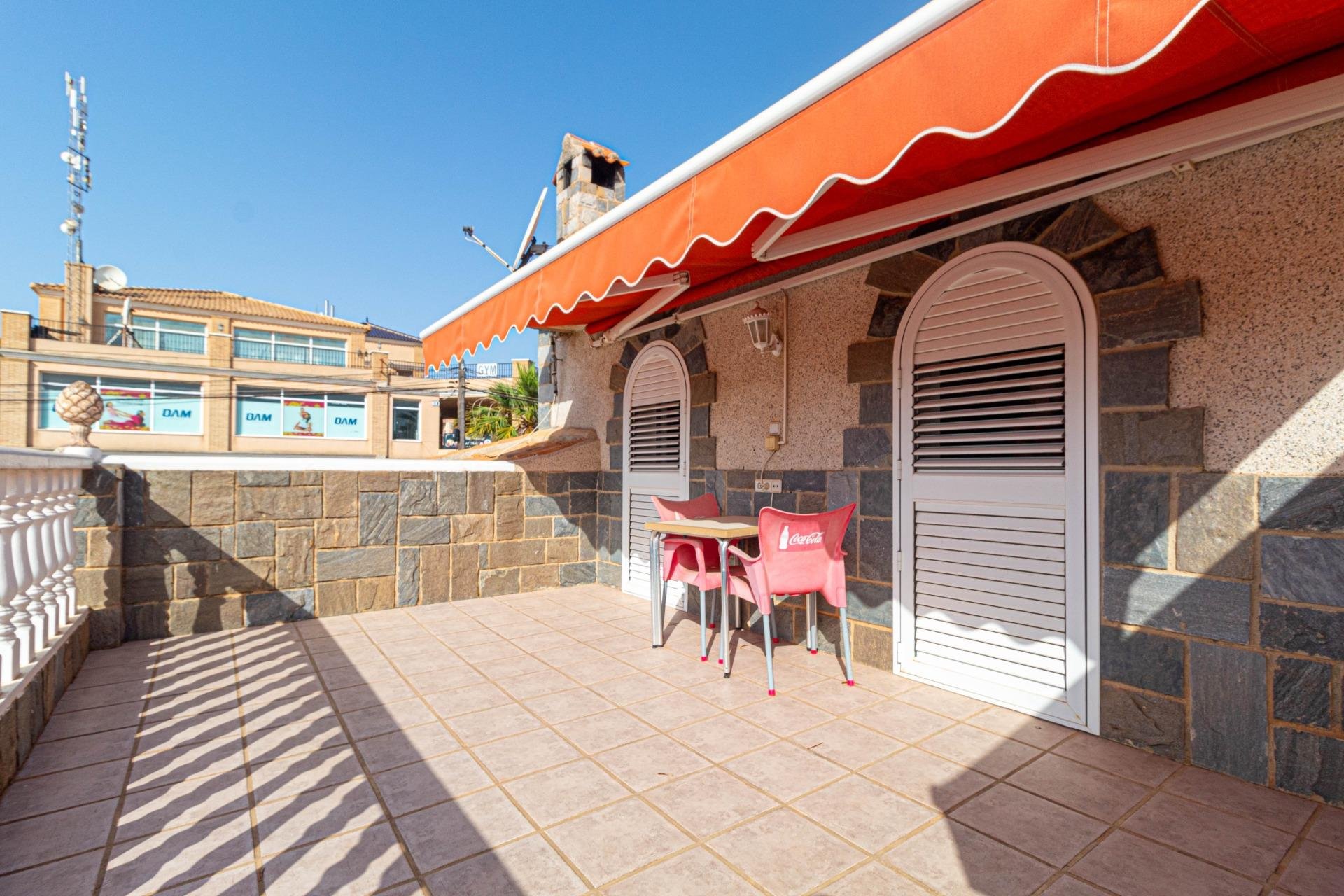 Resale - Villa -
Orihuela Costa