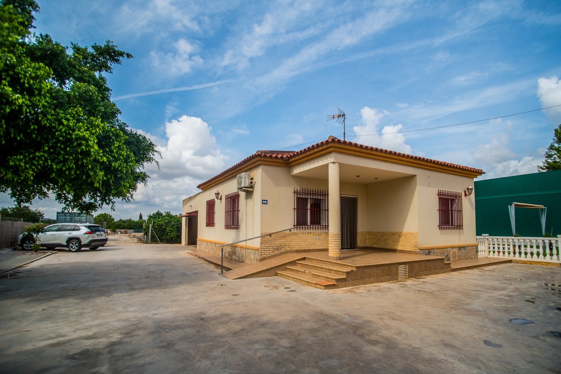 Resale - Villa -
Orihuela - La Matanza