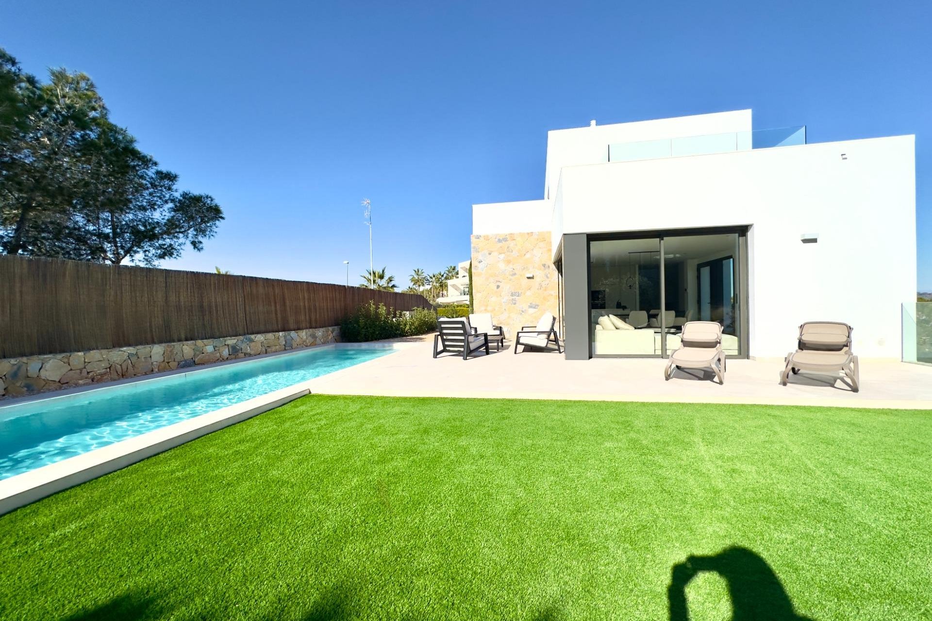 Resale - Villa -
Orihuela - Las Colinas Golf