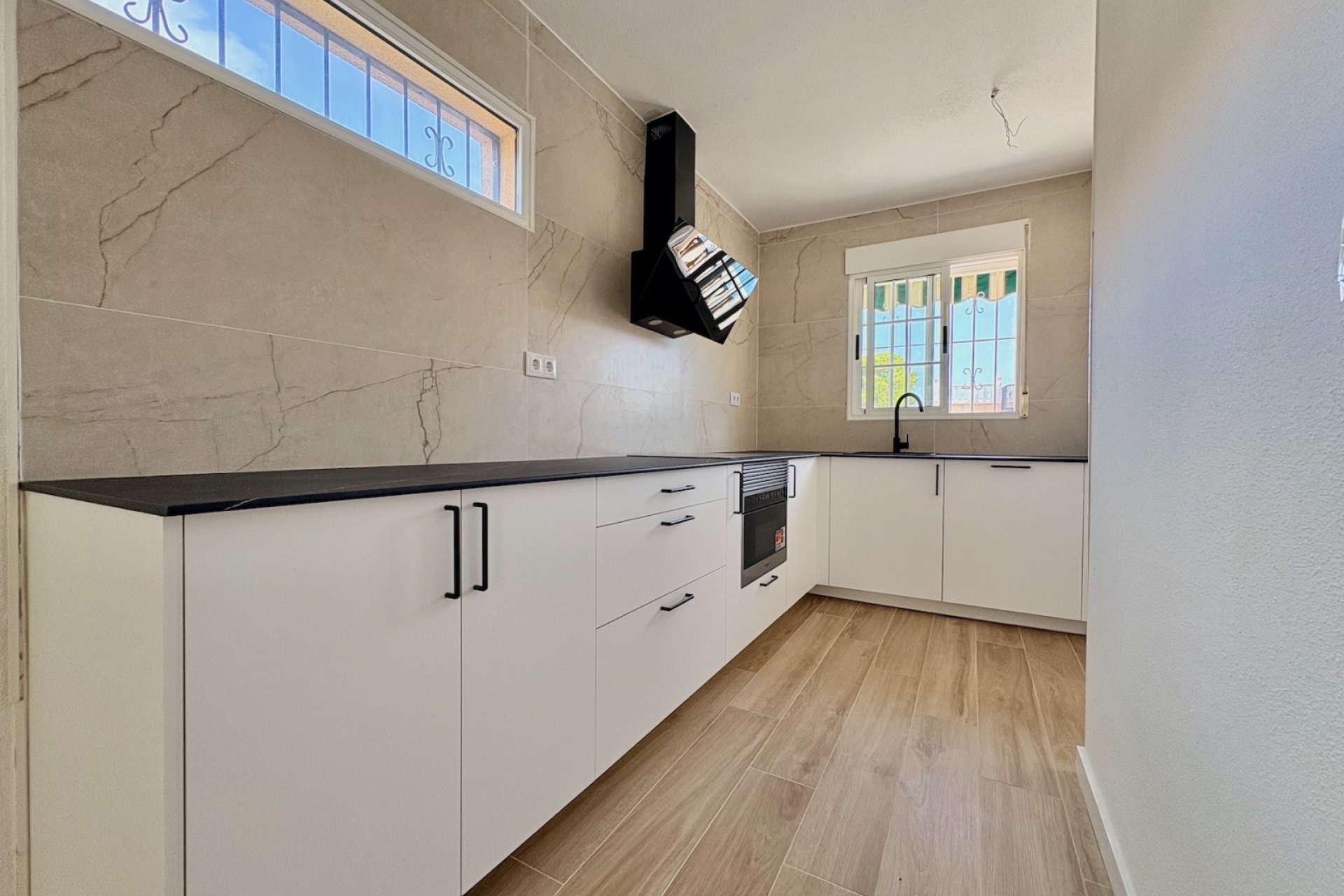 Resale - Villa -
Orihuela - Los Balcones
