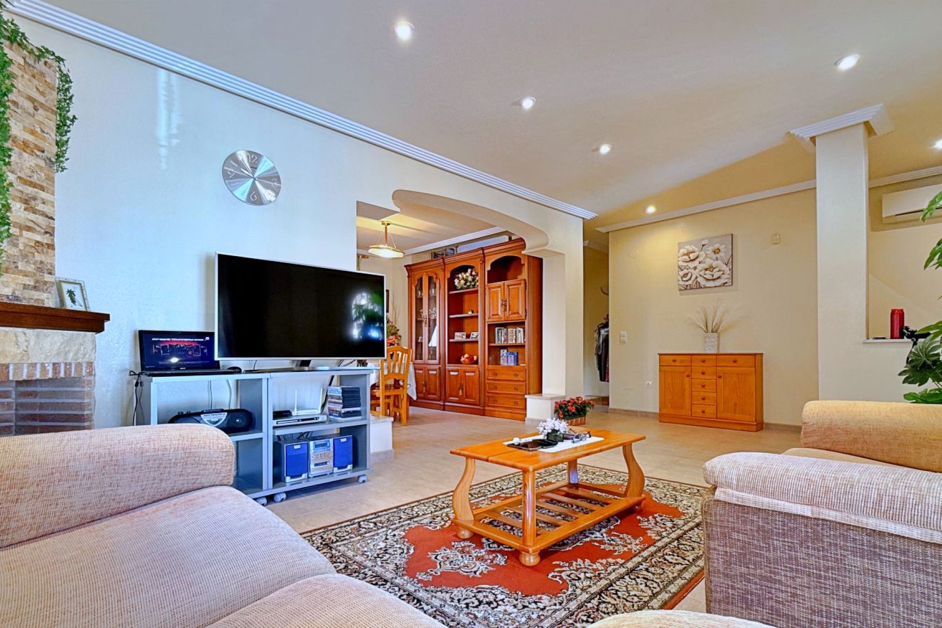 Resale - Villa -
Orihuela - Orihuela Costa
