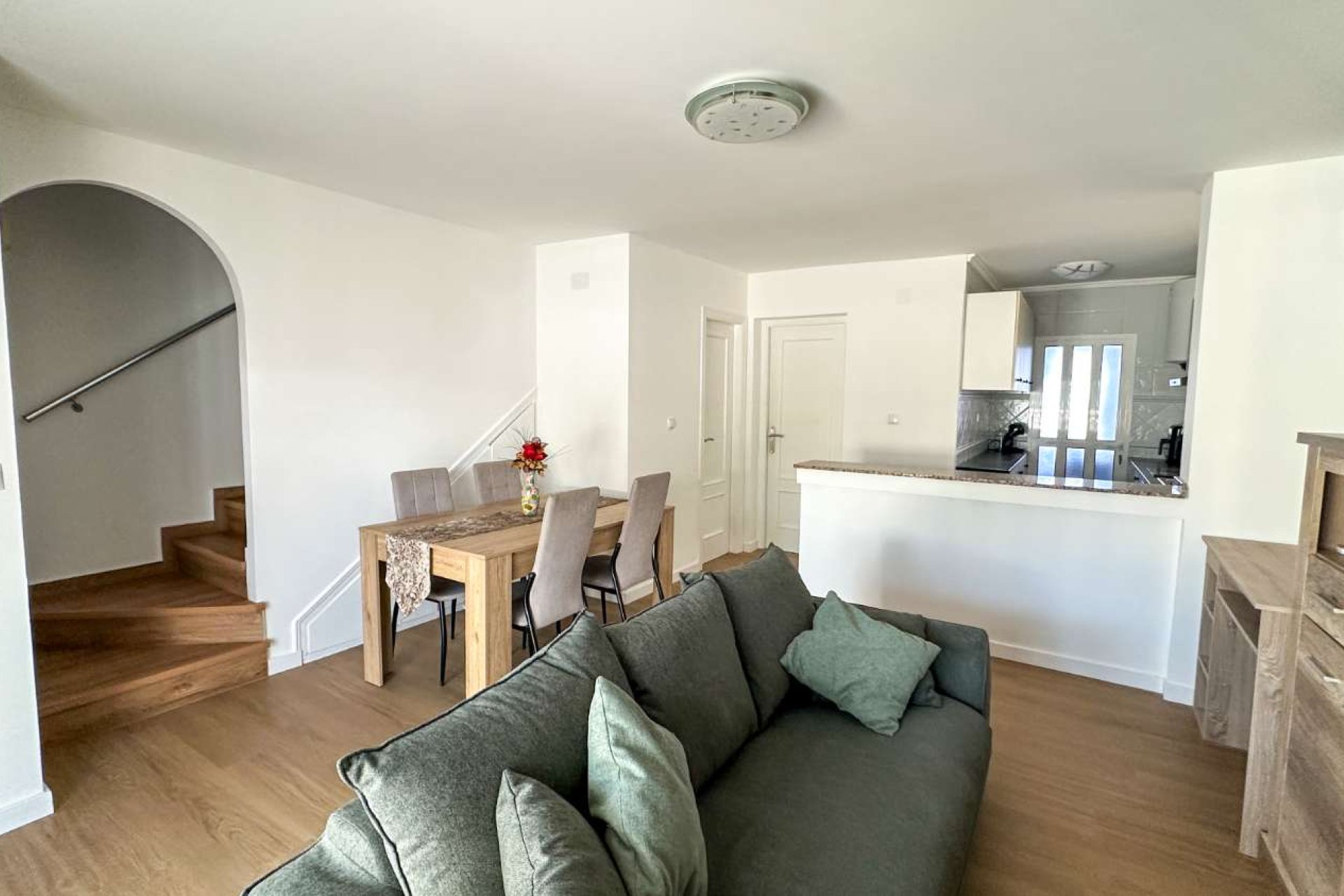 Resale - Villa -
Orihuela - Orihuela Costa
