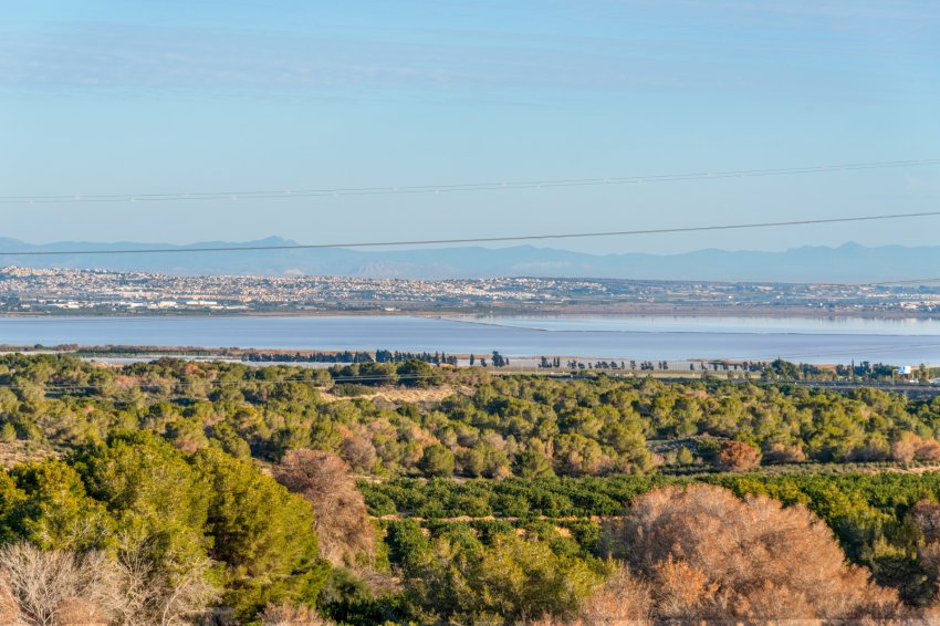 Resale - Villa -
Orihuela - Villamartin