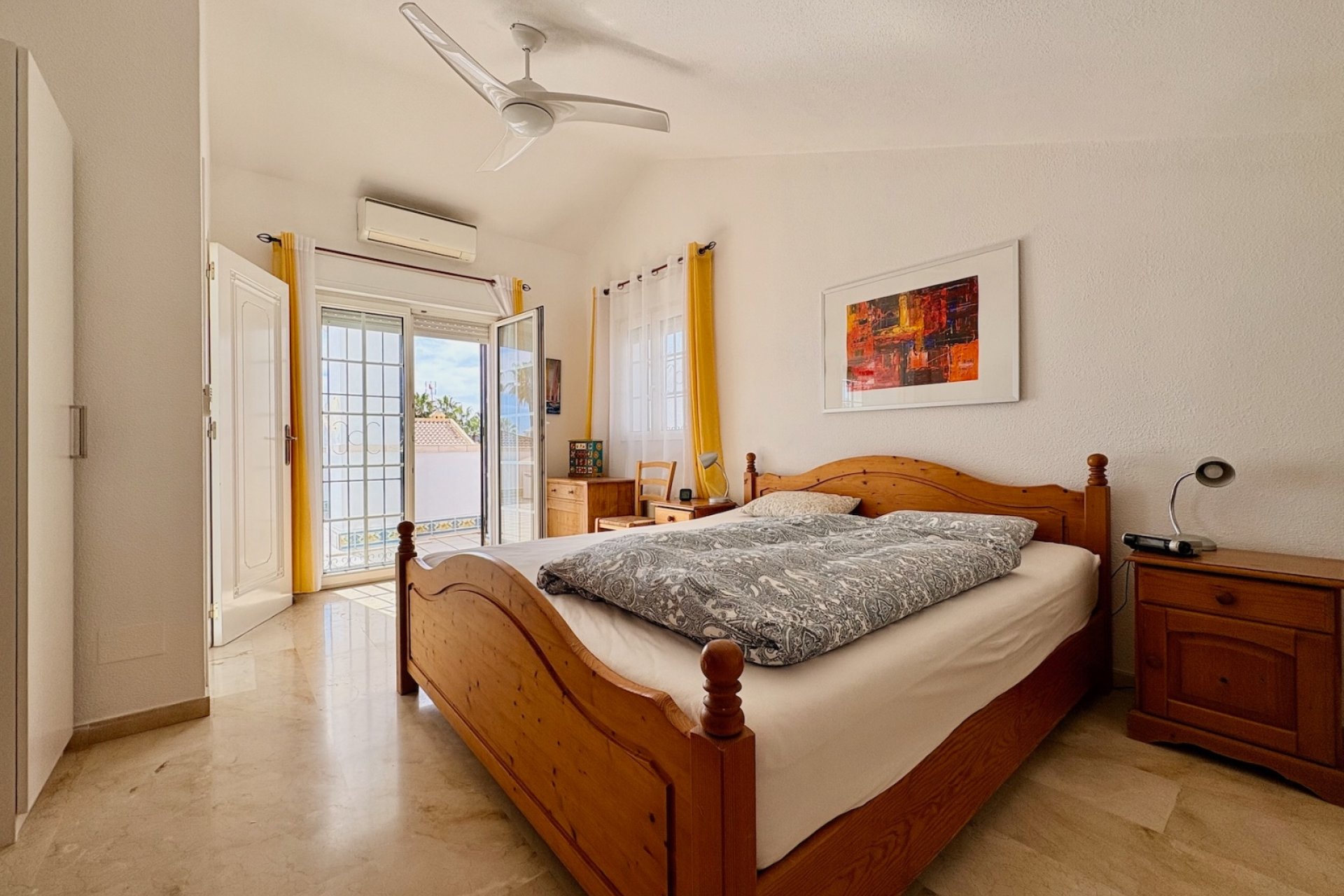 Resale - Villa -
Orihuela - Villamartin